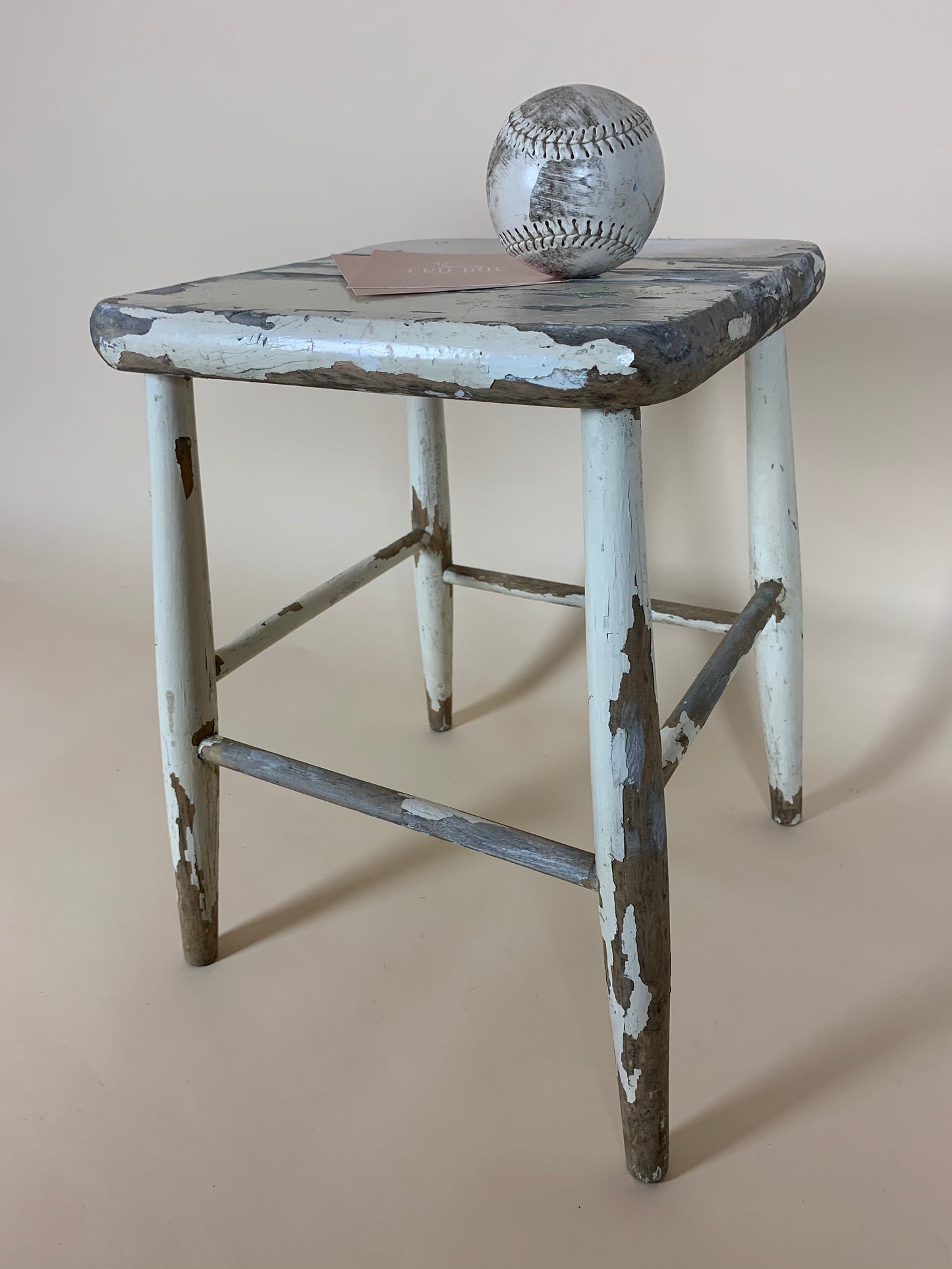 Pallen med mycket patina