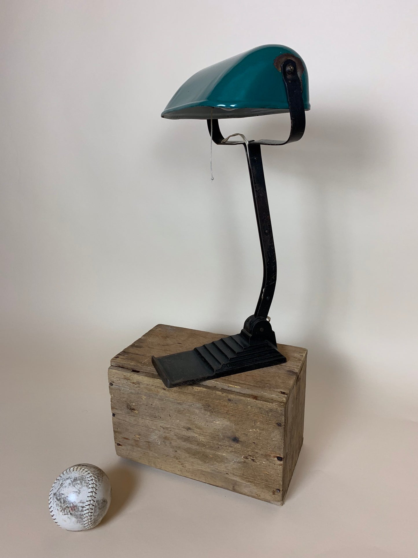 Gammal Erpe skrivbordslampa från Belgien
