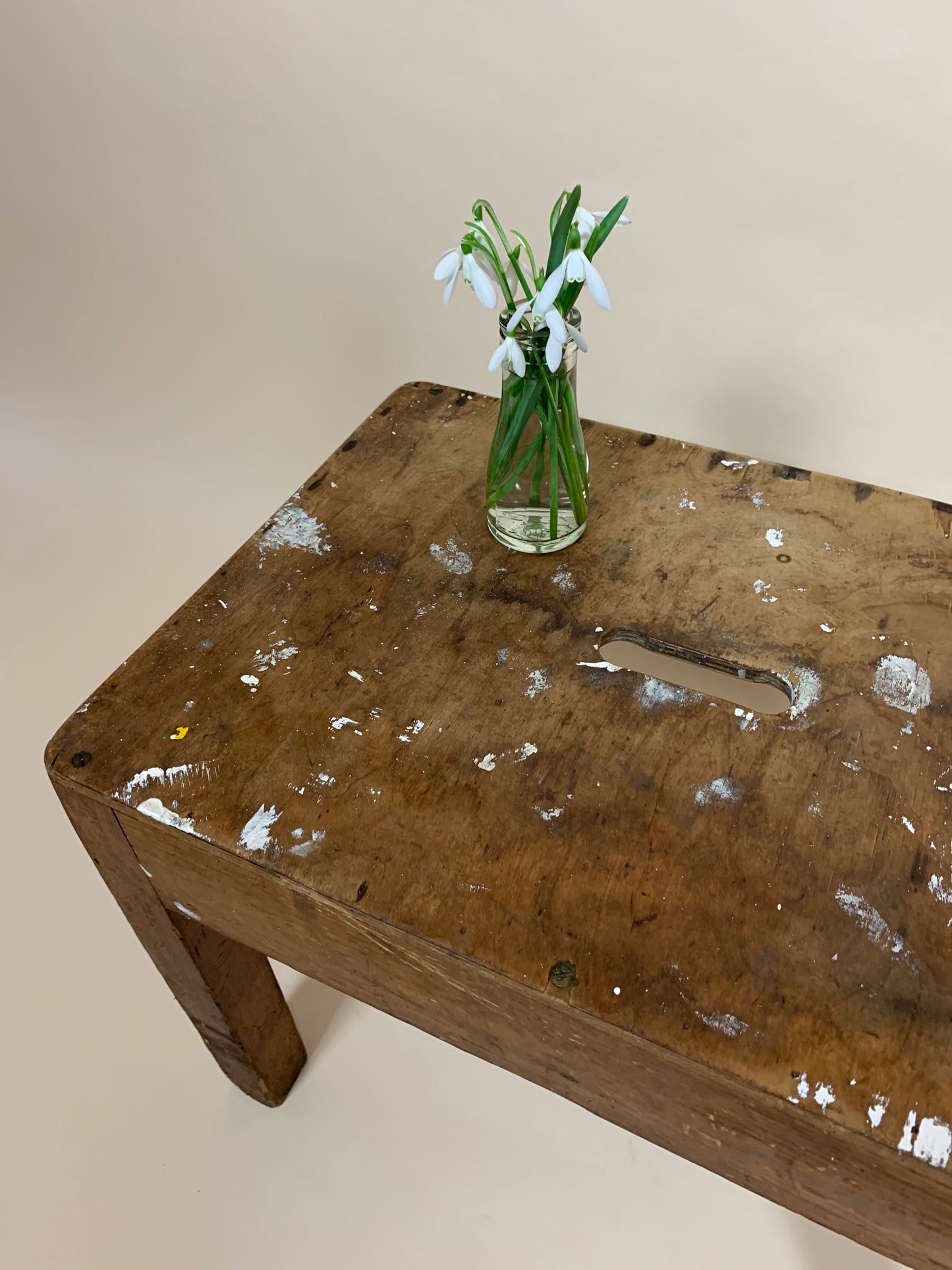 Träpallen med mycket patina