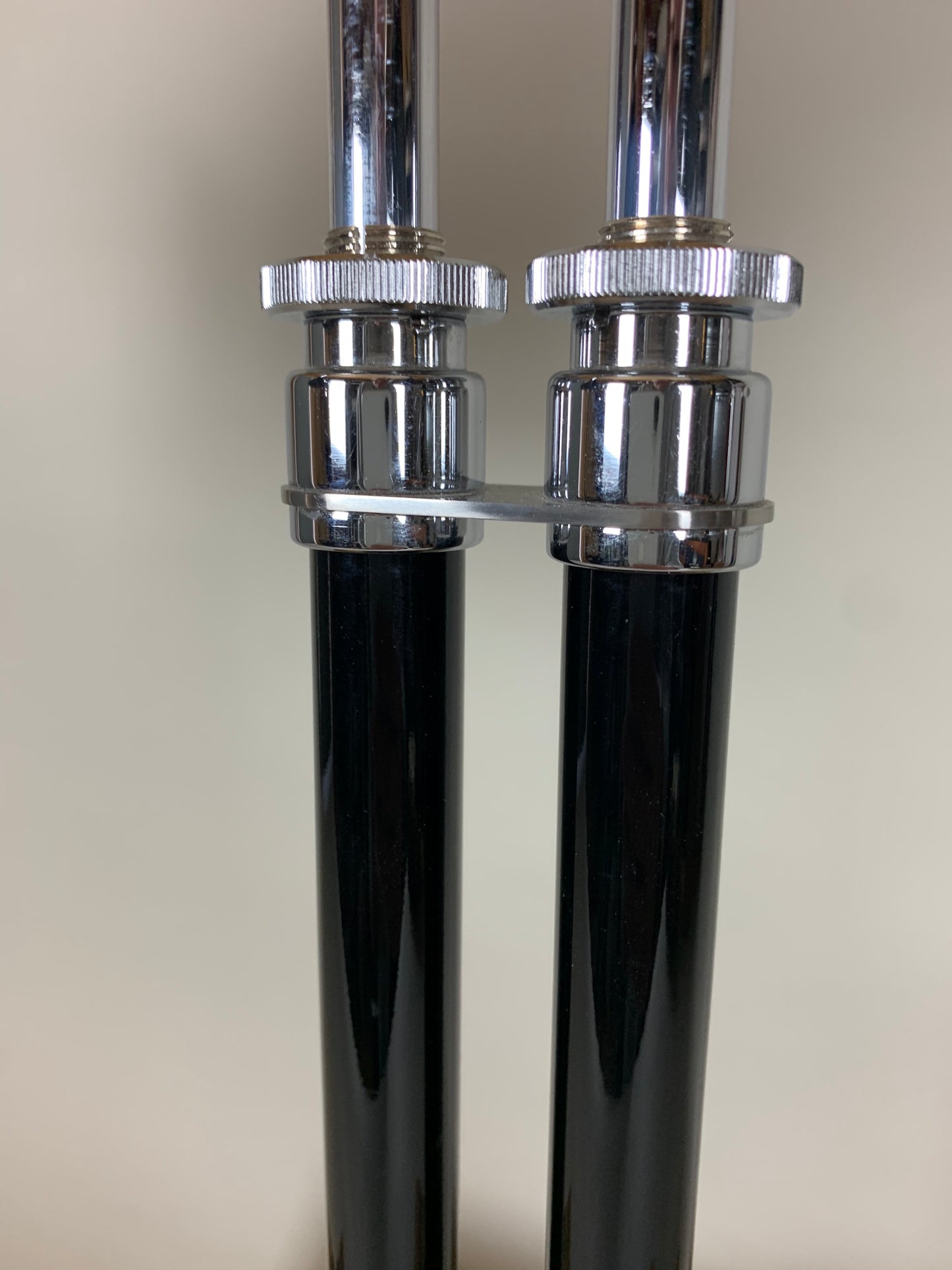 Kaiser Idell 6580 - Dubbel bordslampa