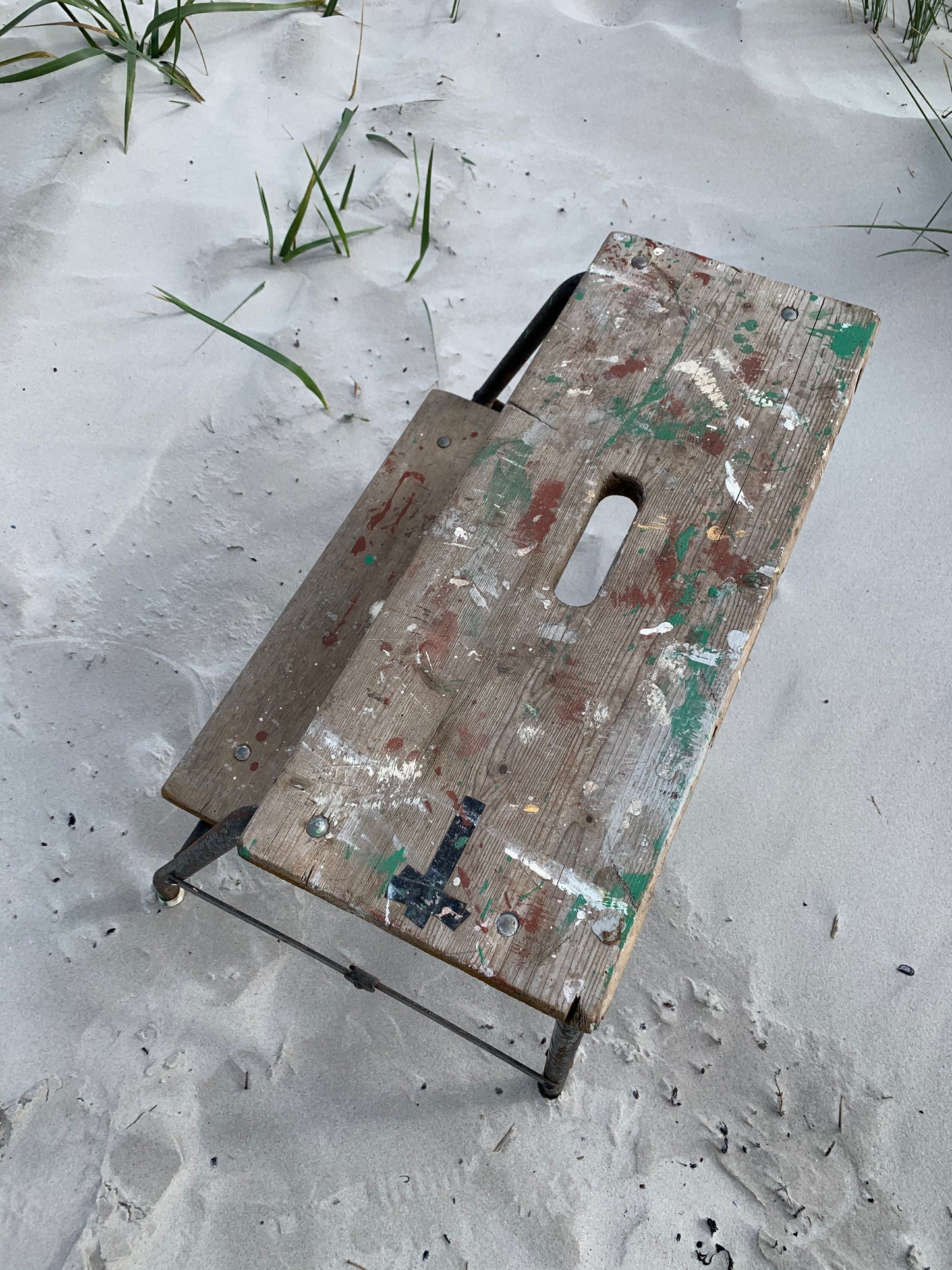 Grov trappstege med fin patina