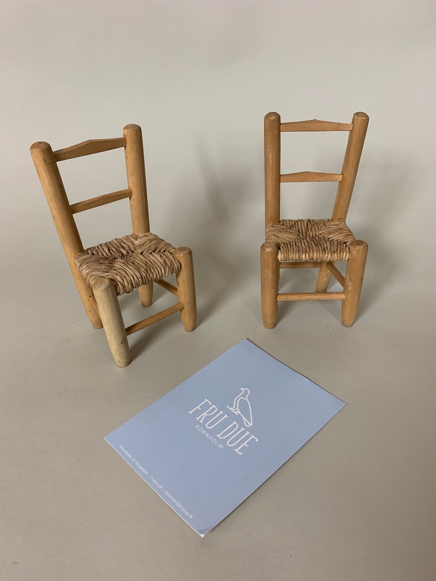 Miniatyrstol - Priset är pr PCS.