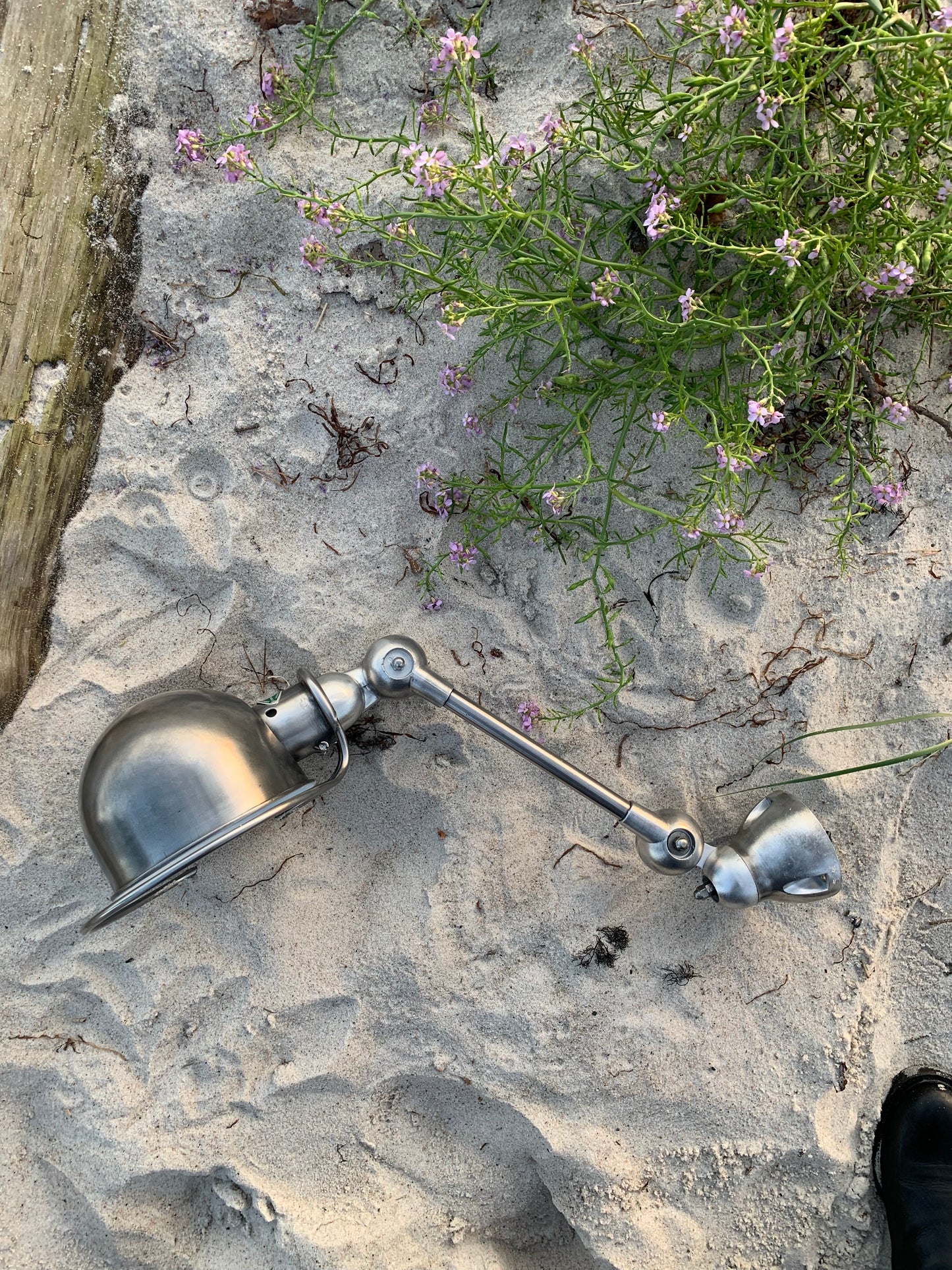 Vacker Jieldé lampa med en arm