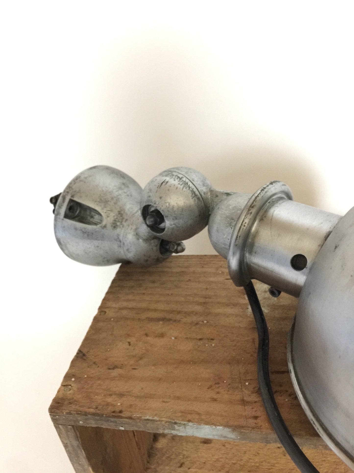 Jieldé-lampa med på/av-knapp