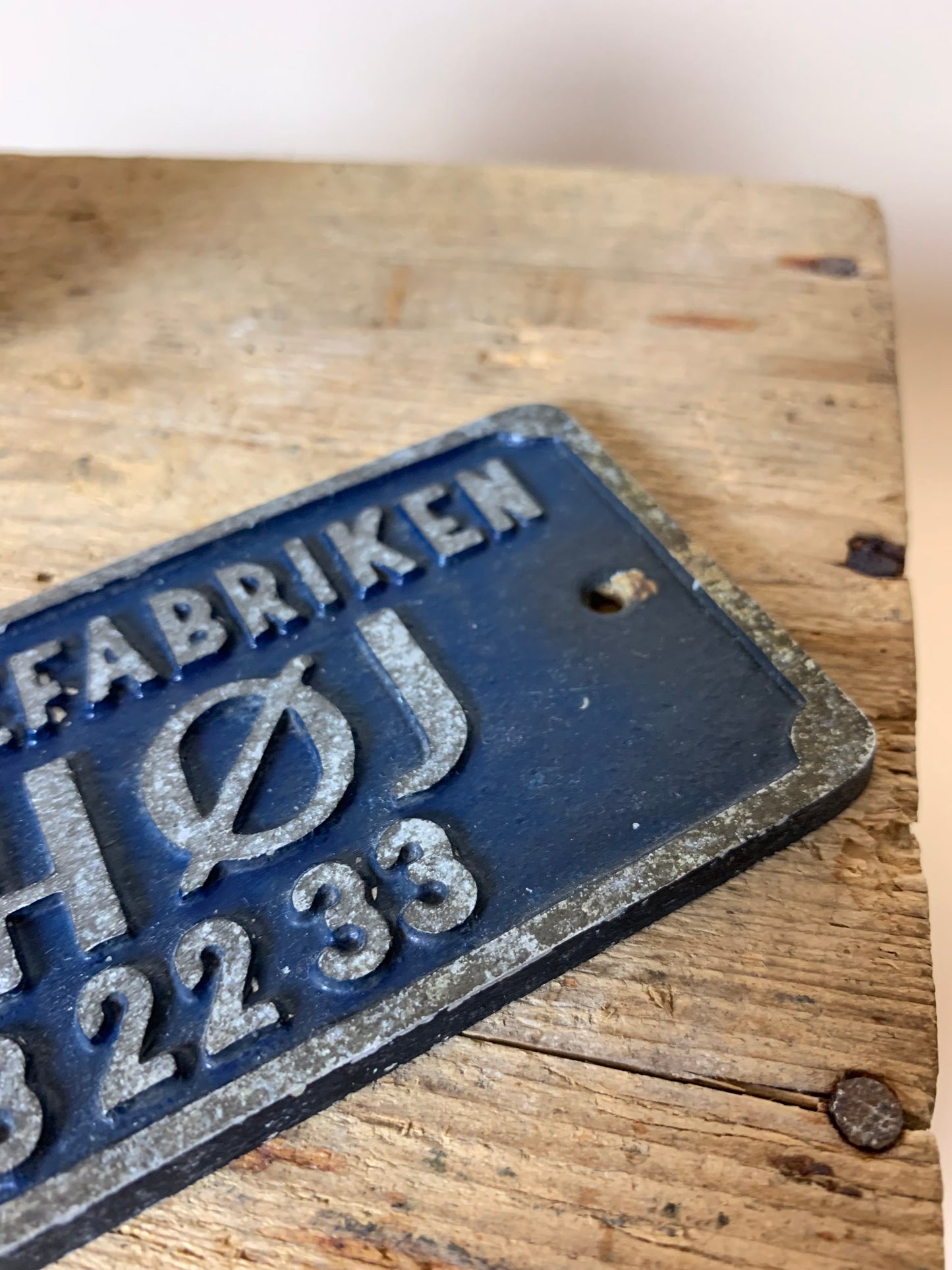 Skild från trådvarufabriken Ishøj