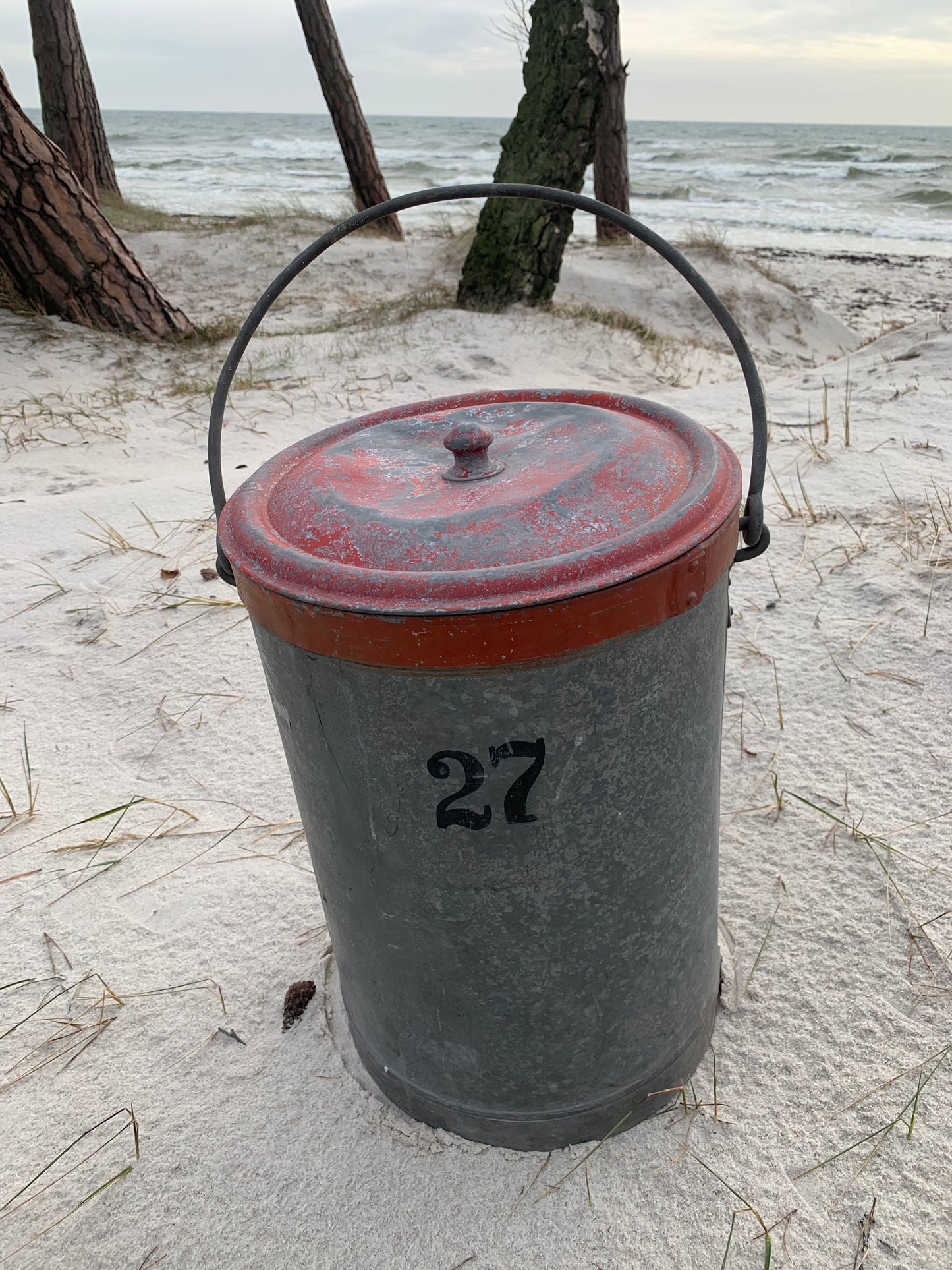 Dekorativ eldhink med lock - nr. 27