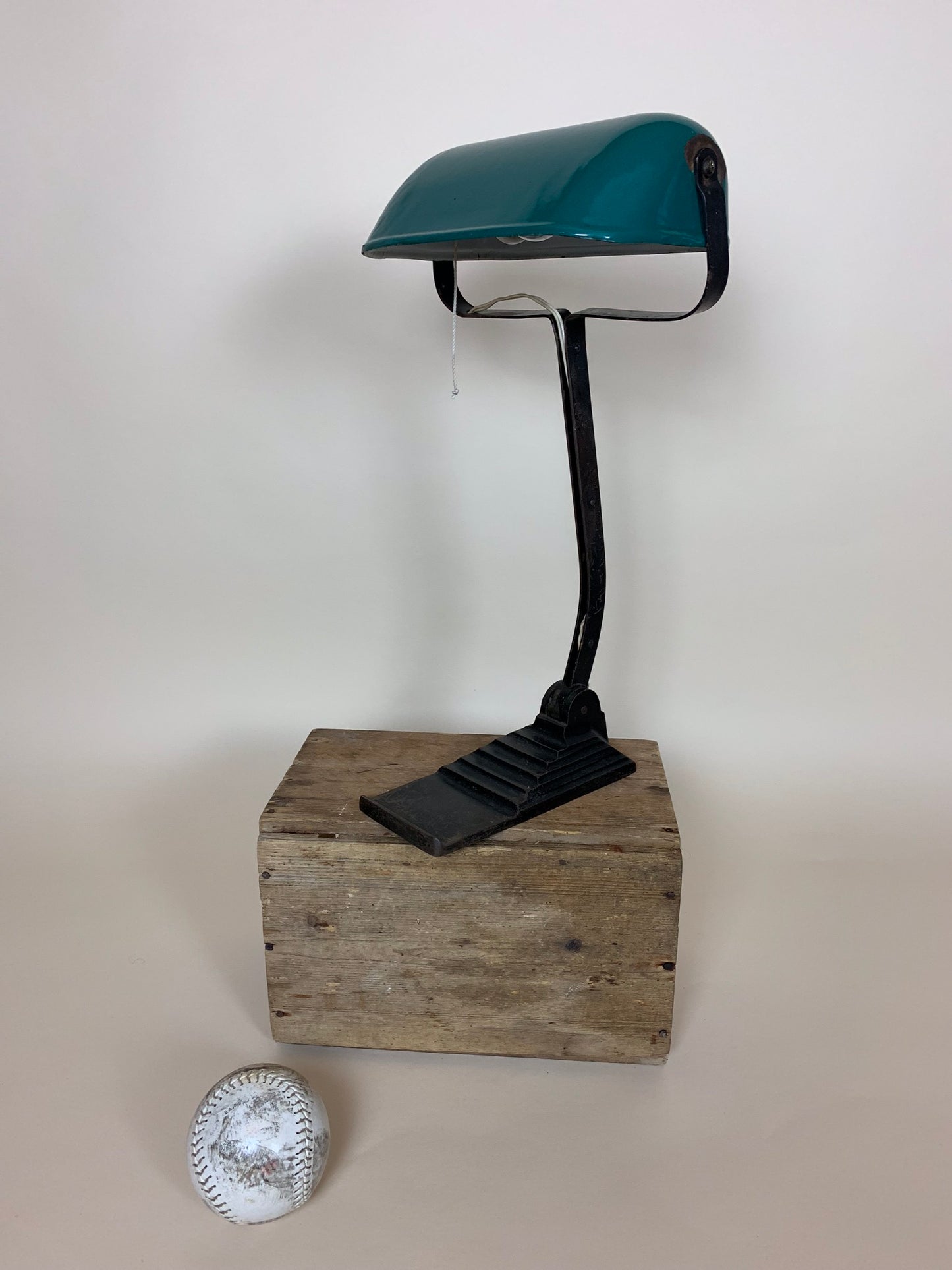 Gammal Erpe skrivbordslampa från Belgien