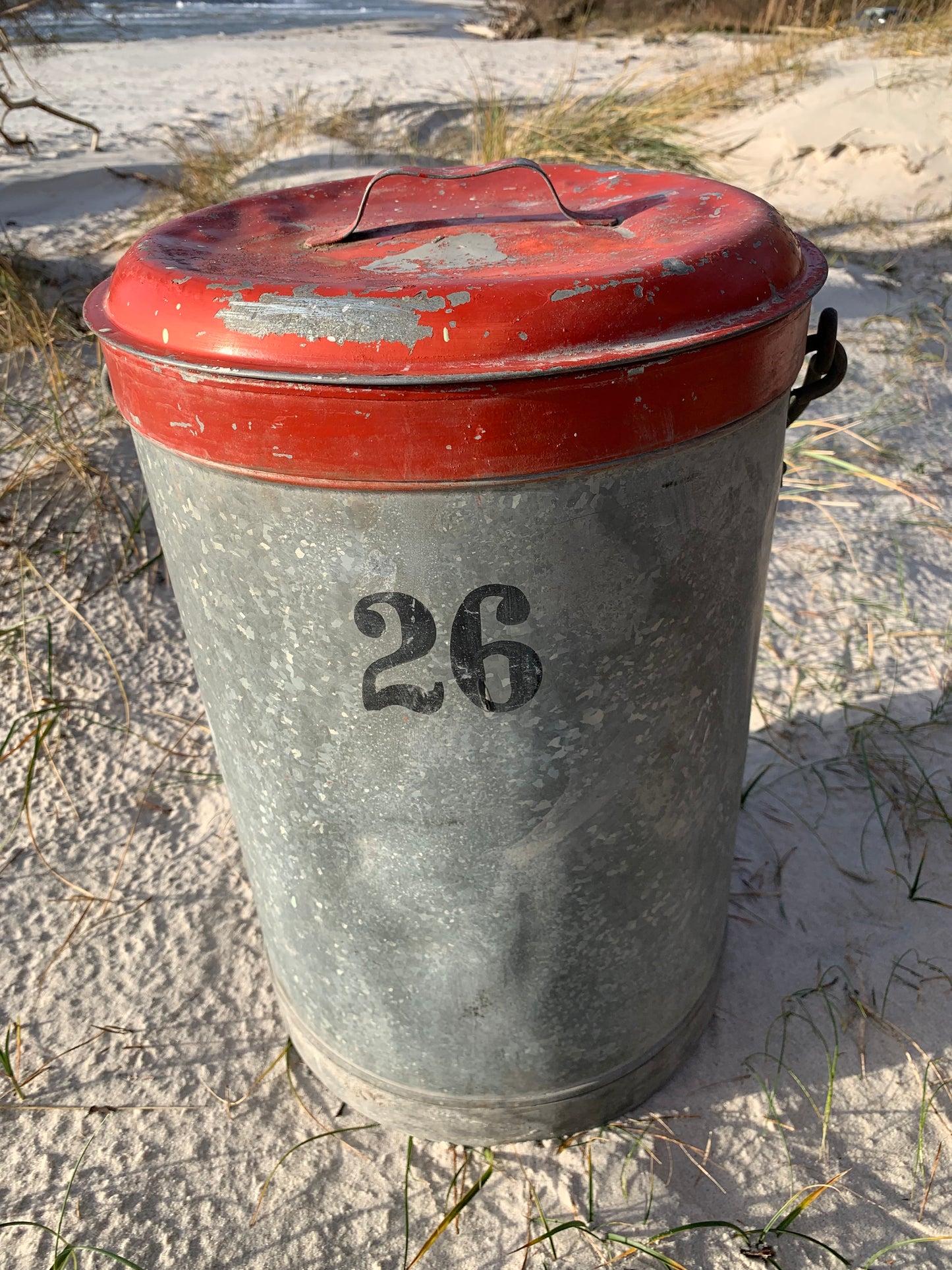 Dekorativ eldhink med lock - nr. 26