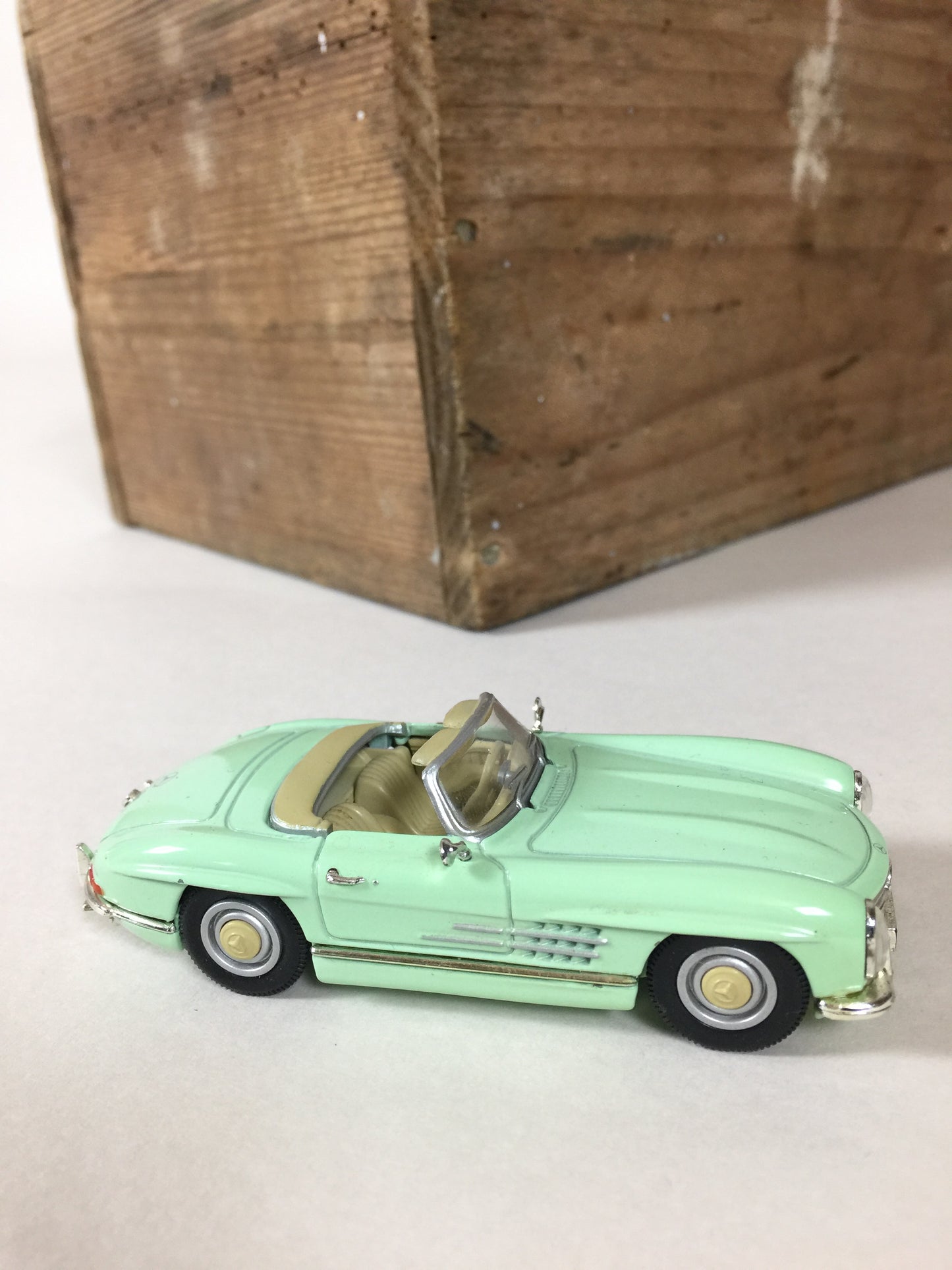 Fin Mercedes 300 Corgi modellbil