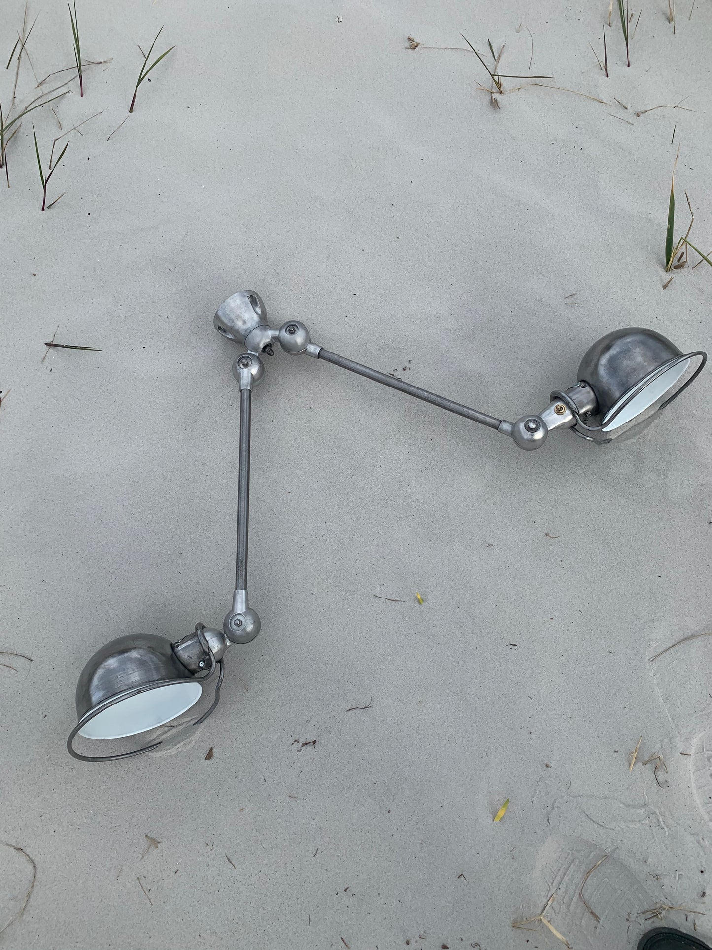 Jieldé tak- eller vägglampa med två armar