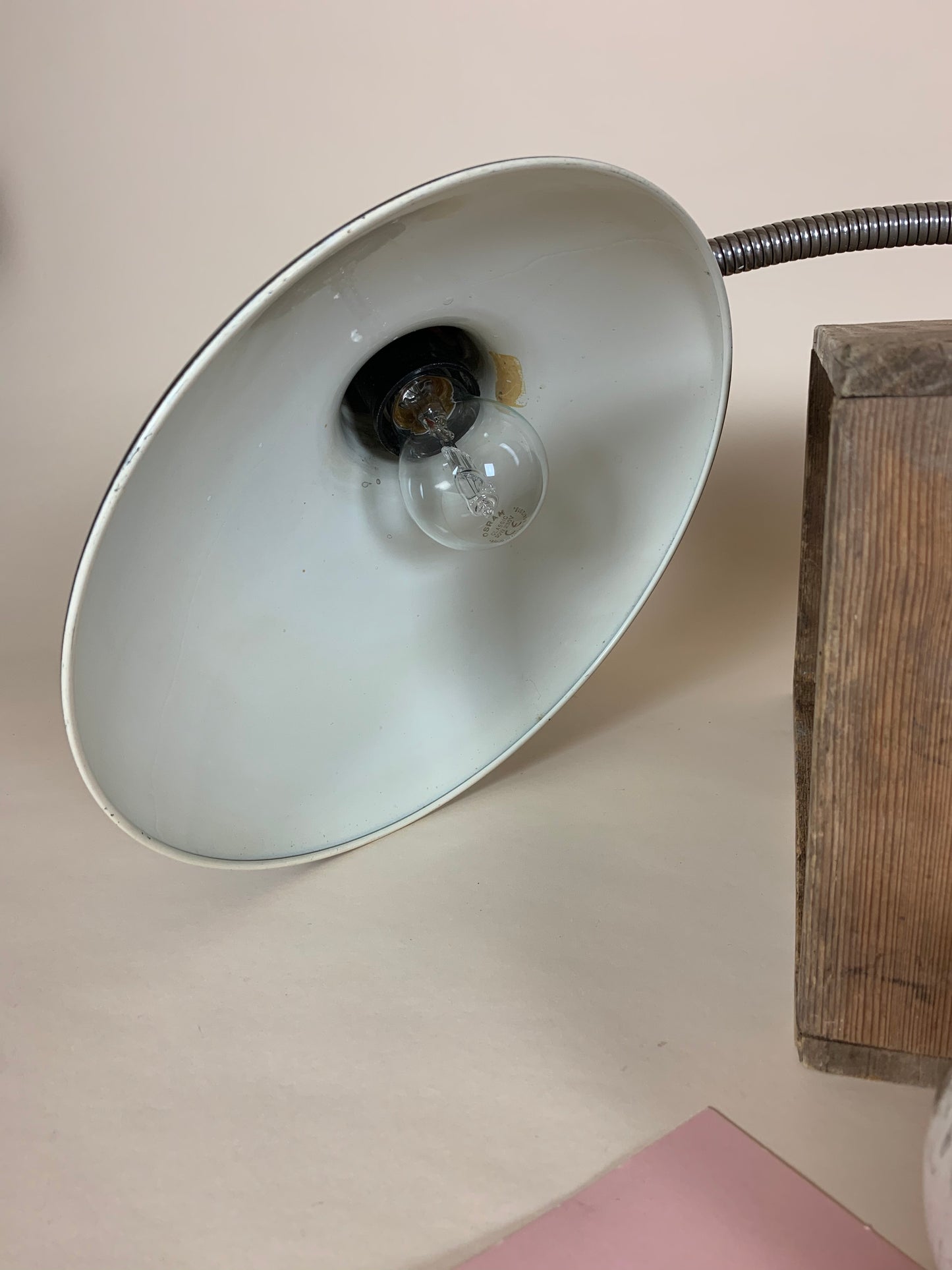Kaiser Idell 6861 - Svart