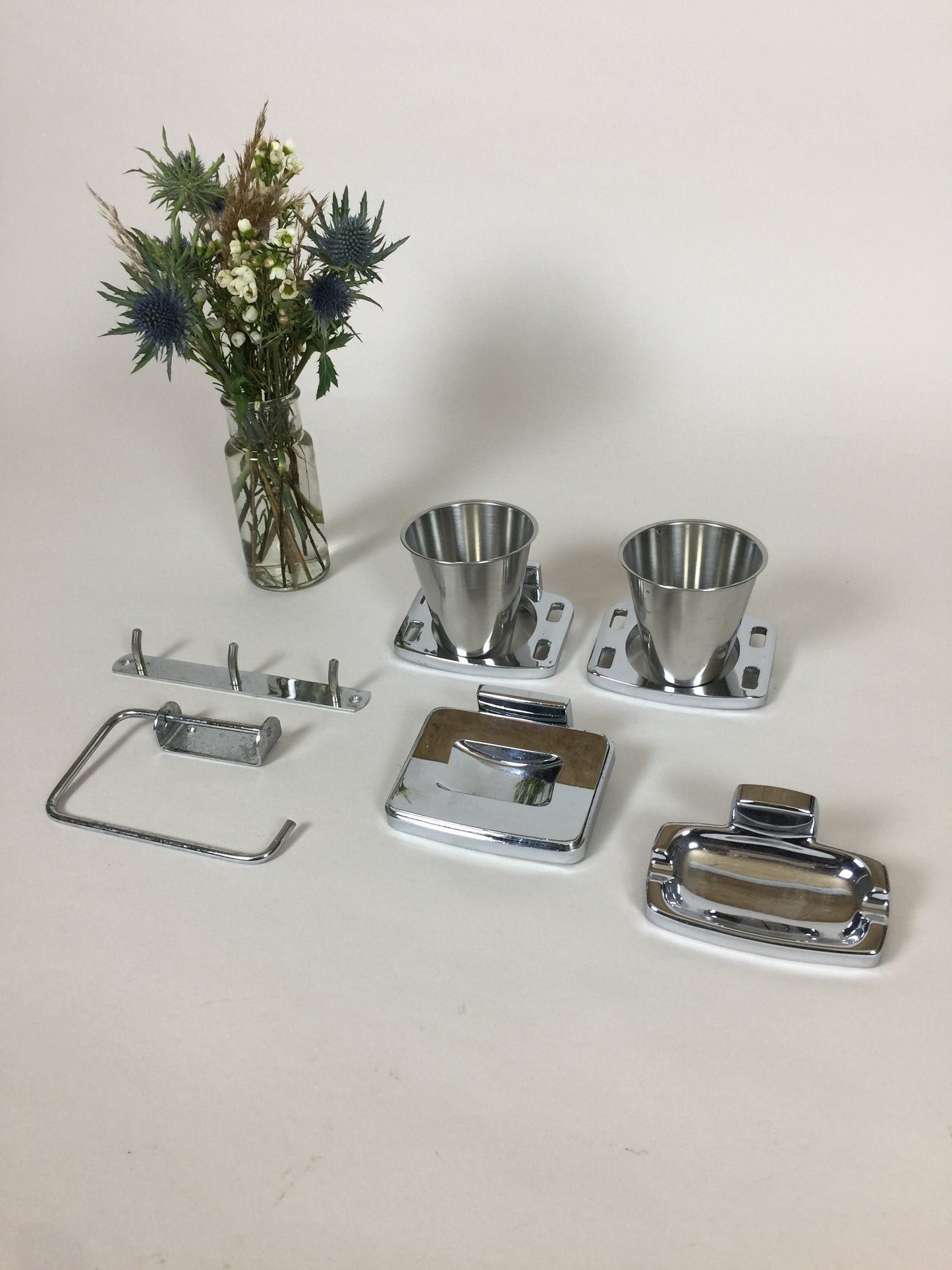 Tillbehör till badrummet - från 1967