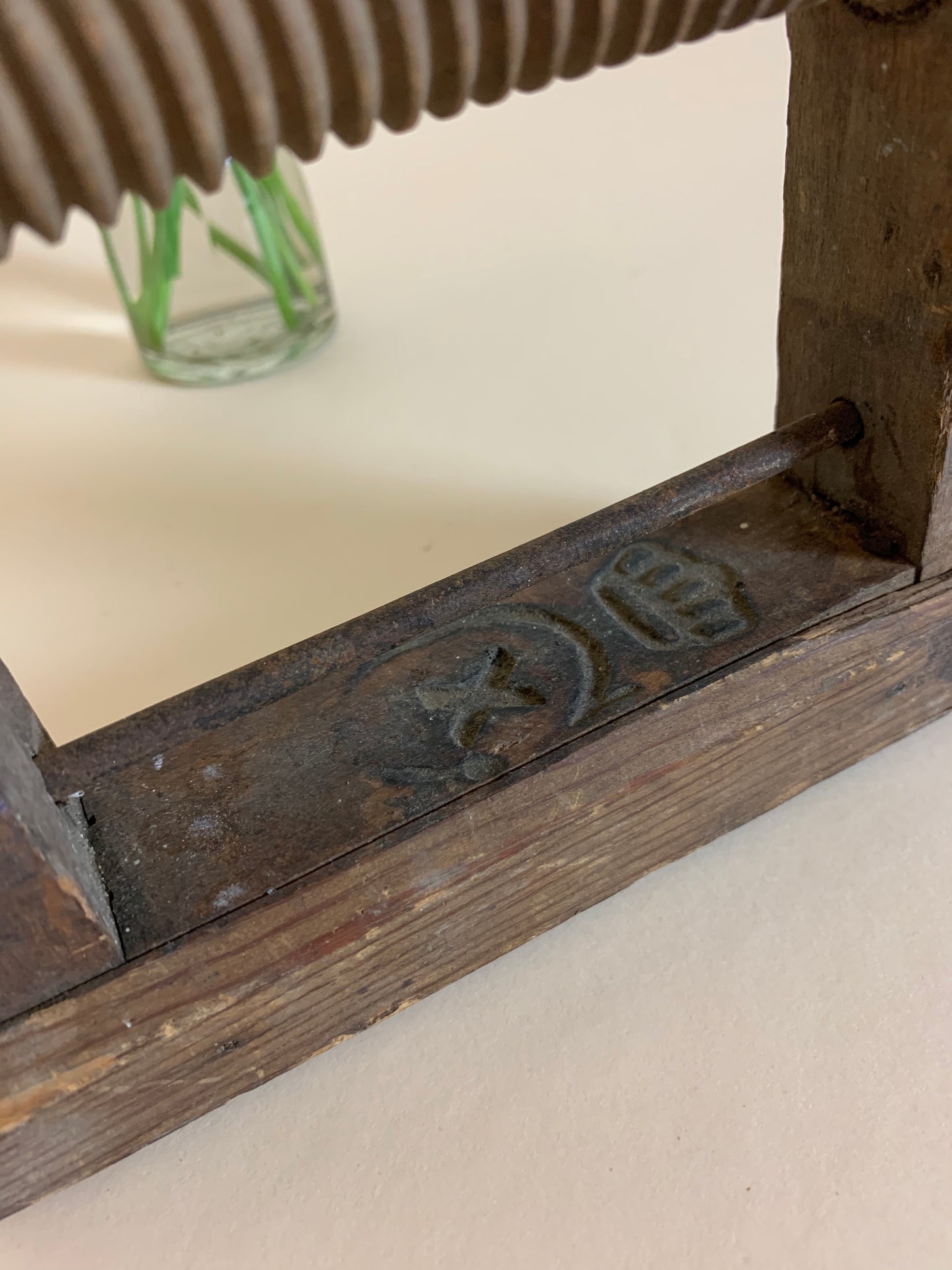Skruvklämma med vackra detaljer