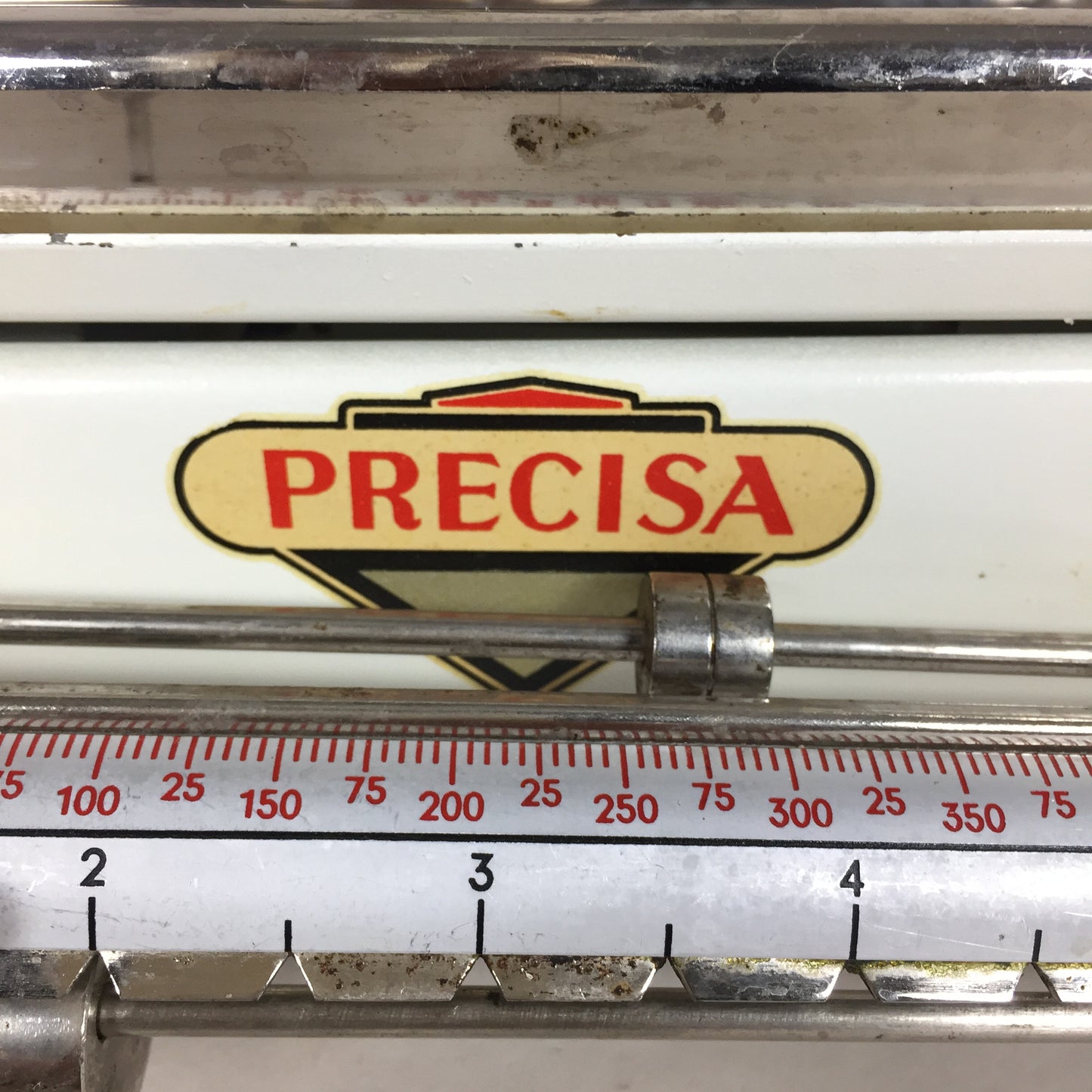 Skala i industriell stil