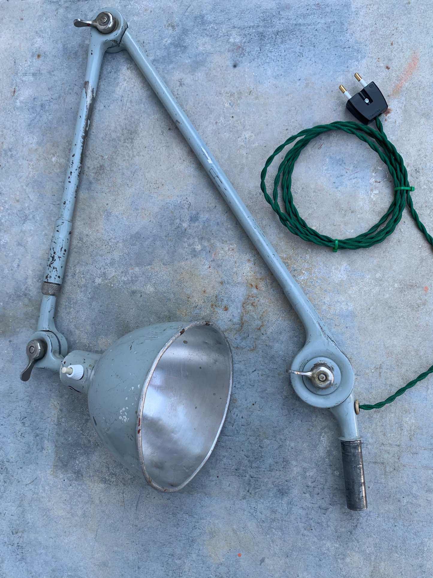 Fin PeFeGe-lampa från Sverige