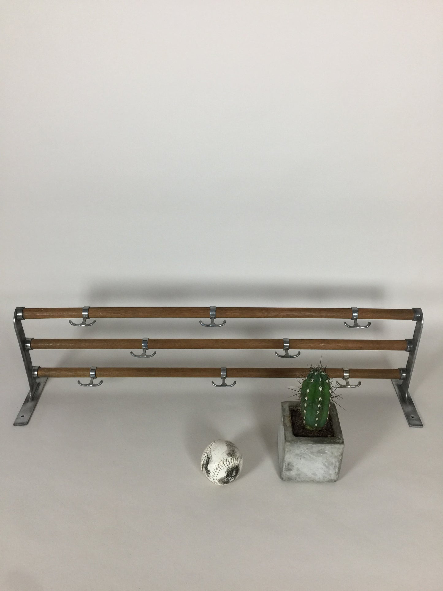 Fin (och lite grov) hatthylla