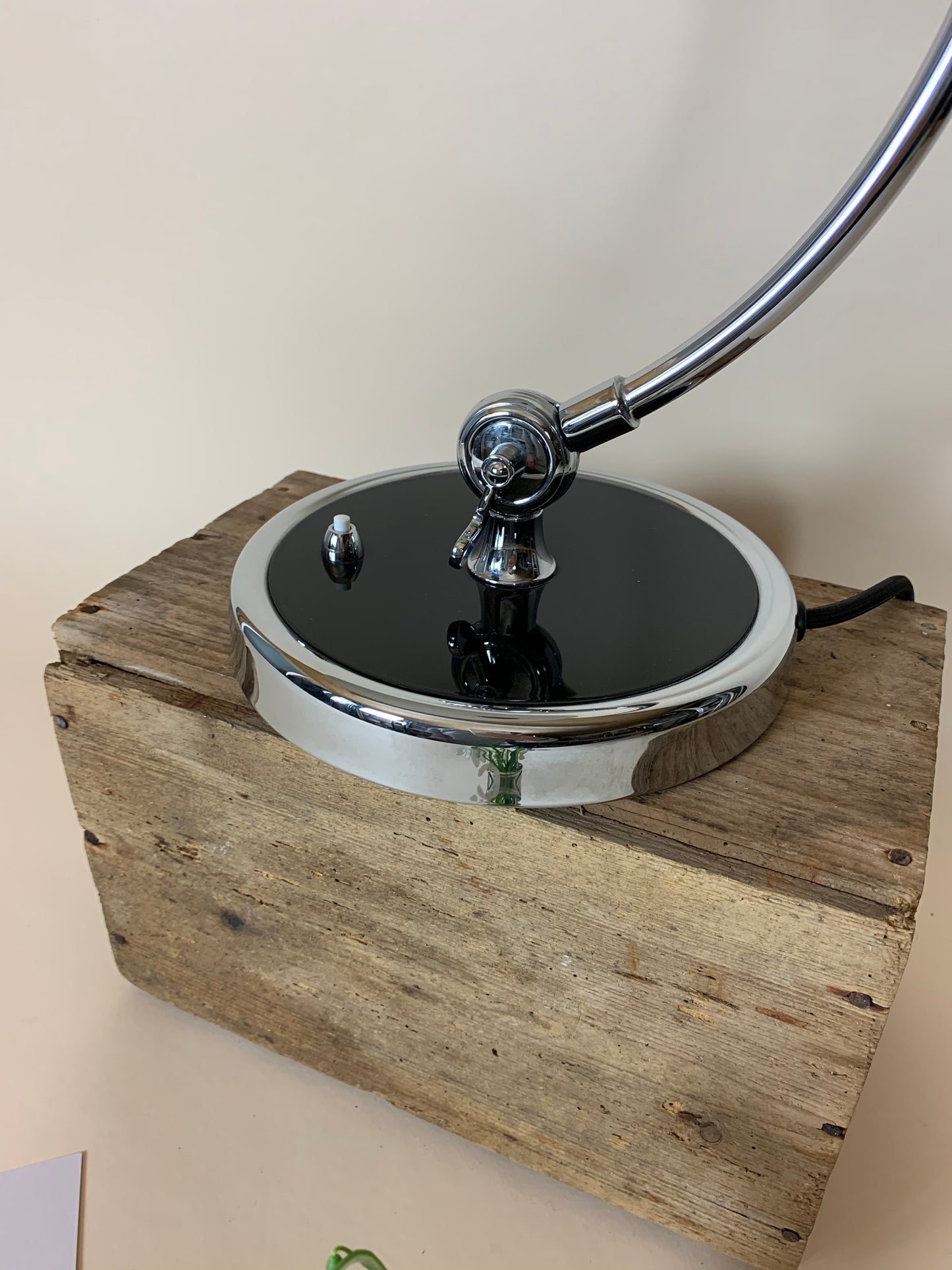 Kaiser Idell modell 6631 - Svart