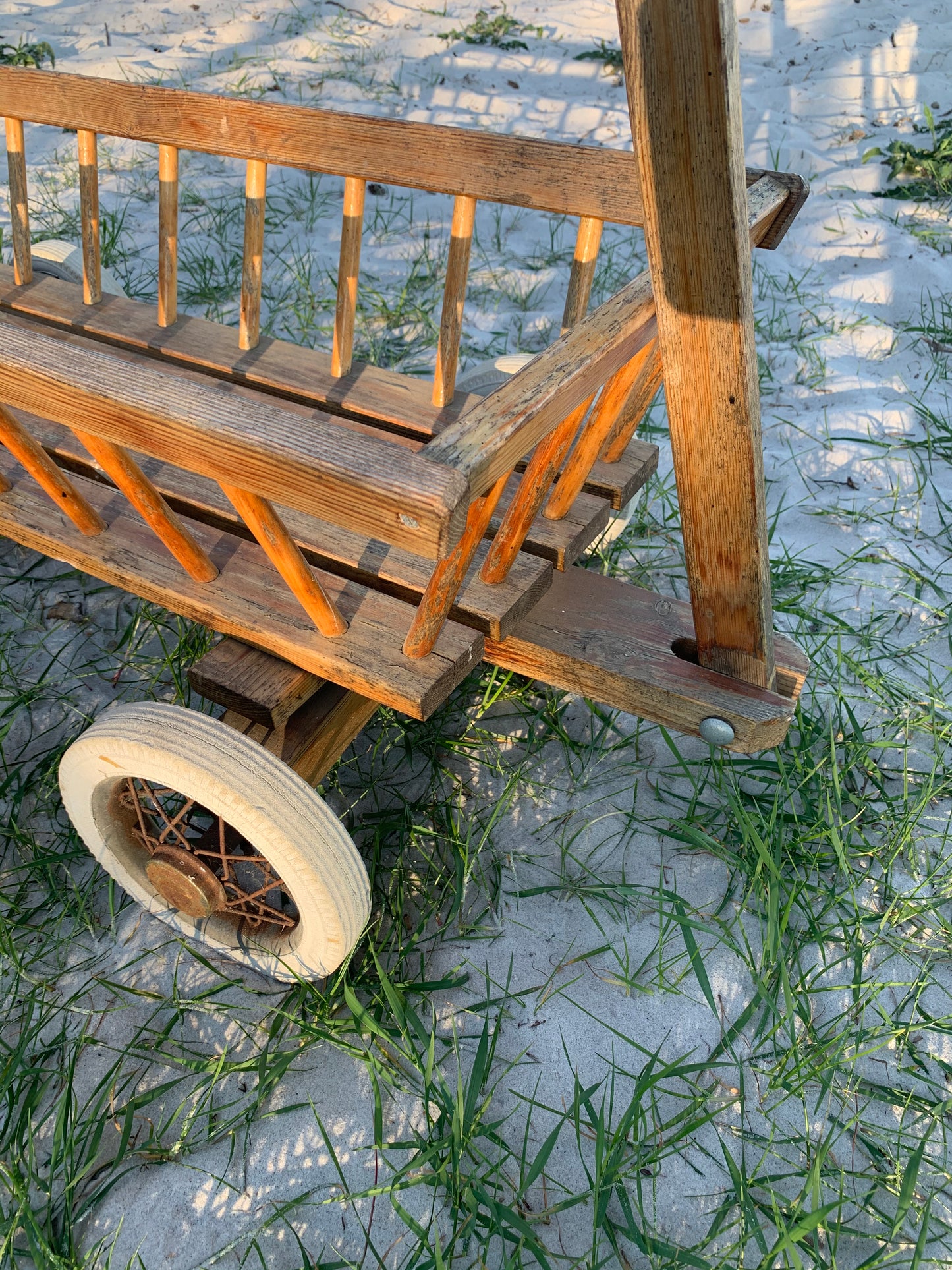 Vacker gammal bärgningsbil