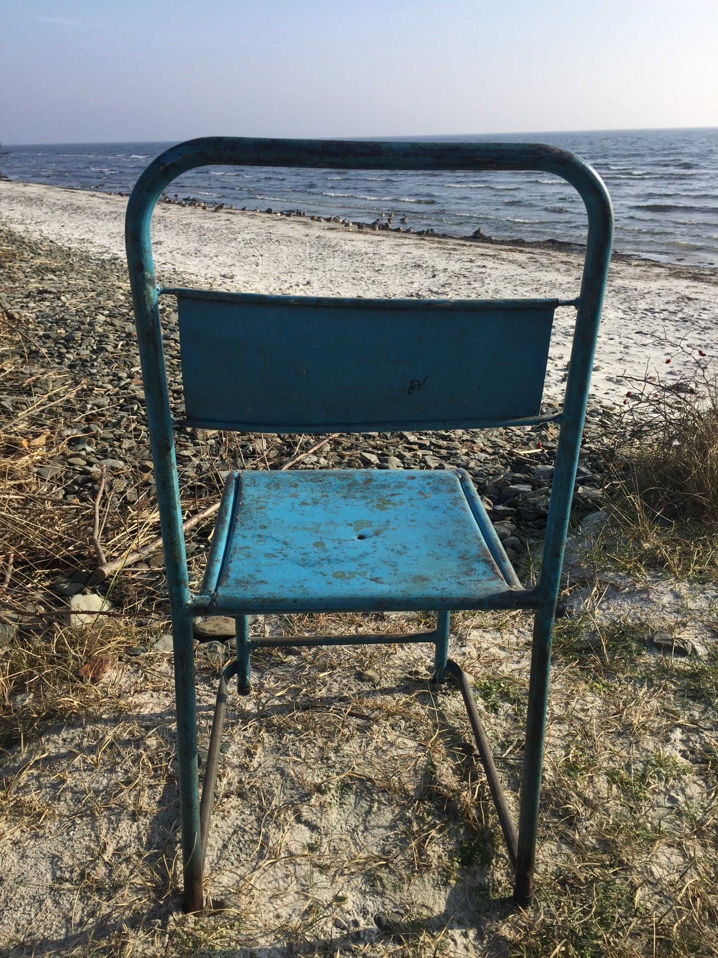 Vacker laststol i metall (Priset är per styck)