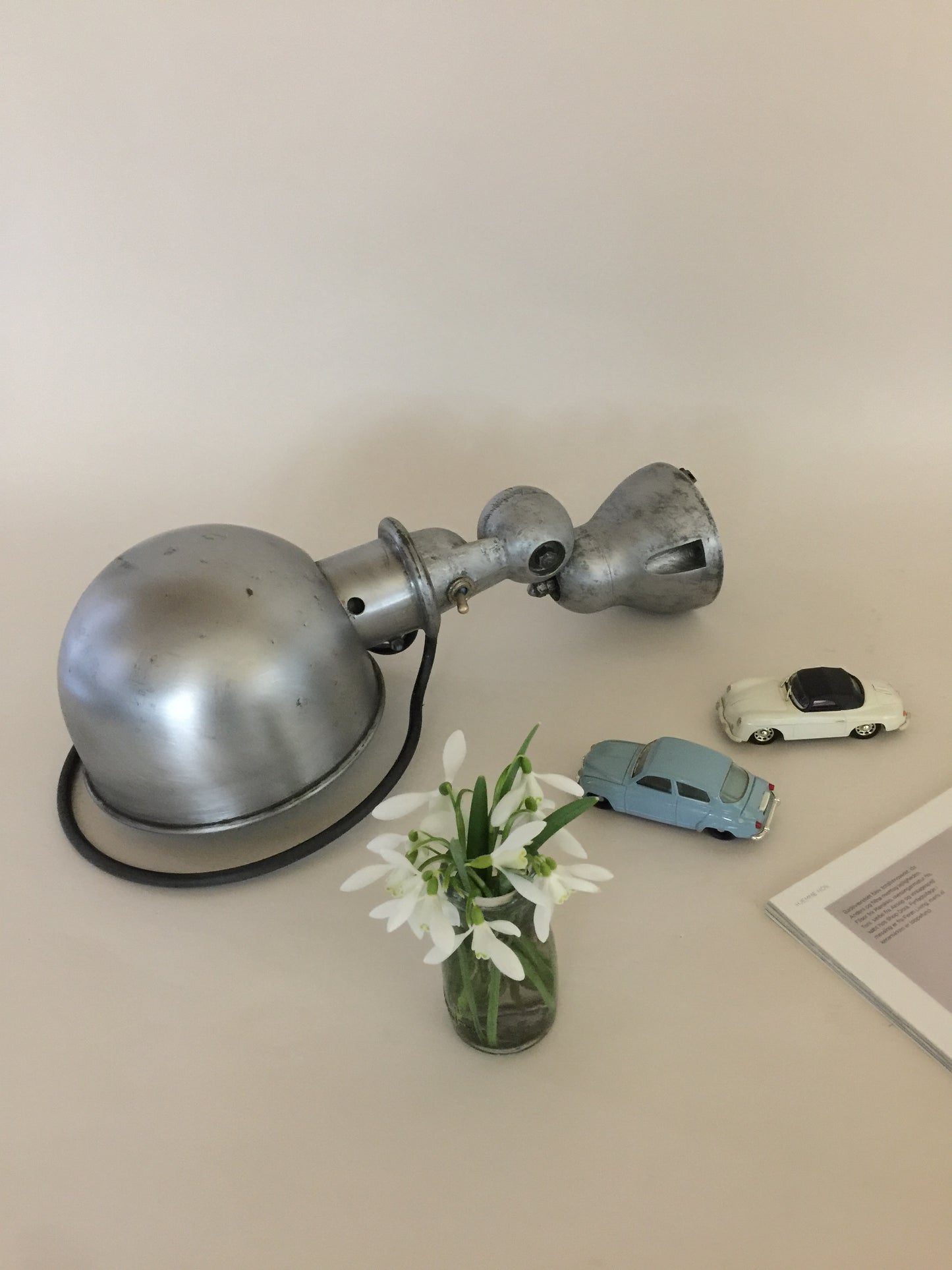 Jieldé-lampa med på/av-knapp