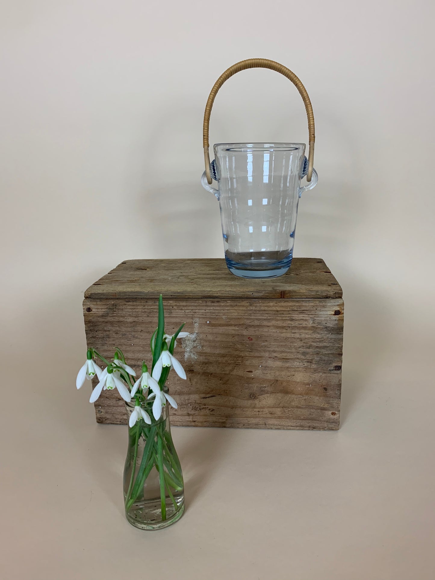 Ishink från Holmegaard i glas med handtag