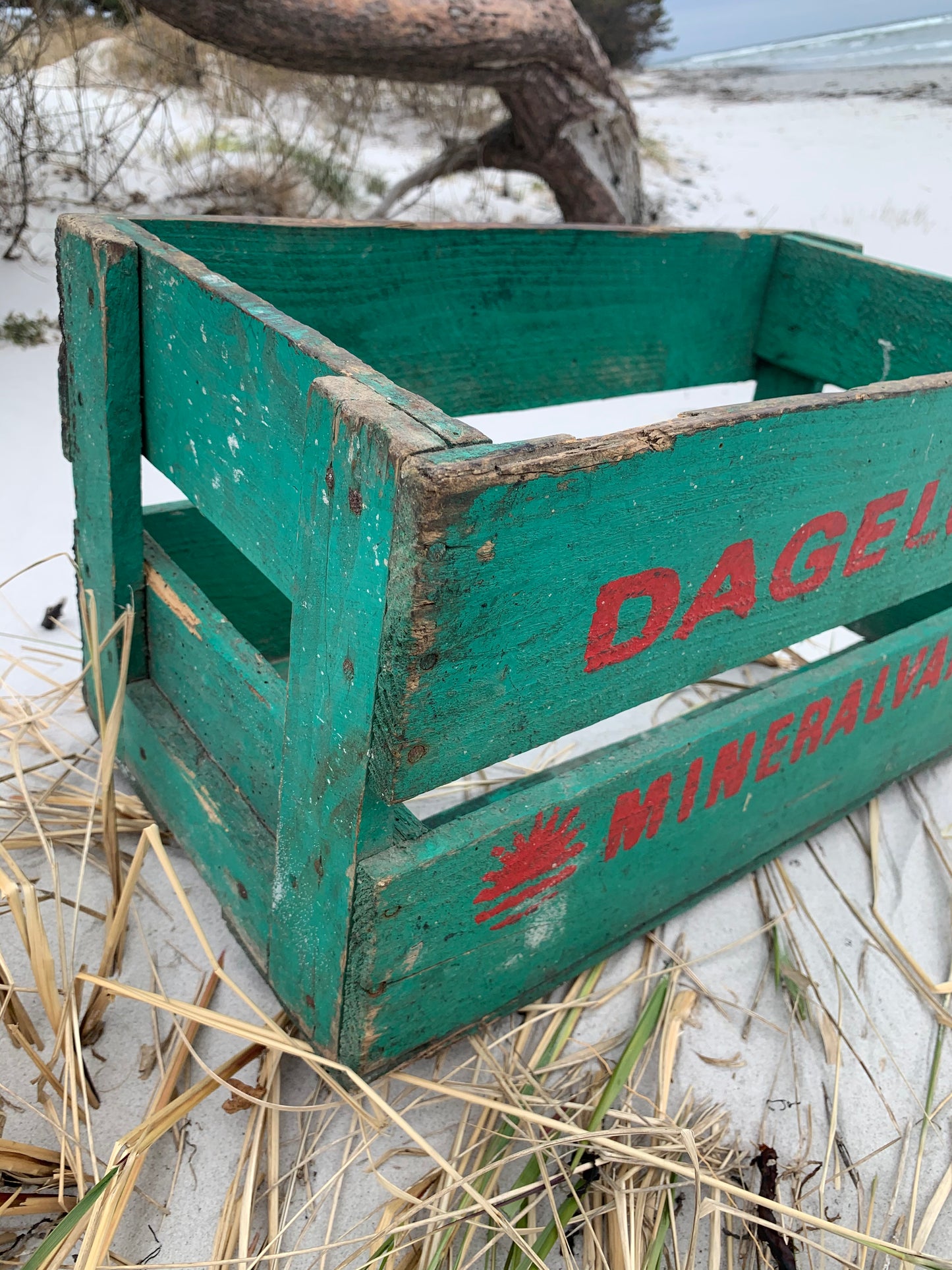 Dag lycka mineralvatten låda