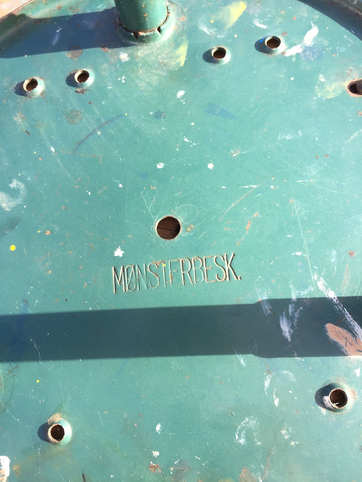 Vacker och industriell pall (Priset är per styck)