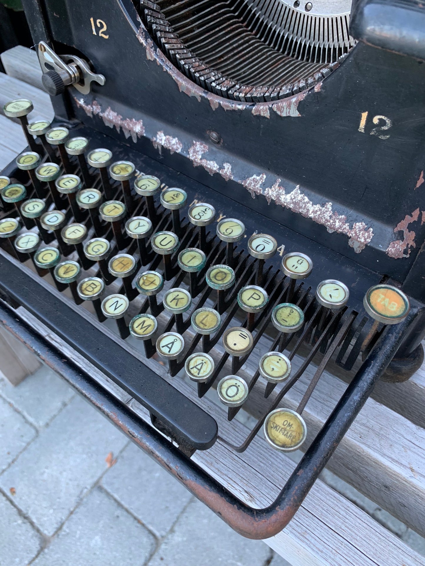 Remington skrivmaskin med vacker patina