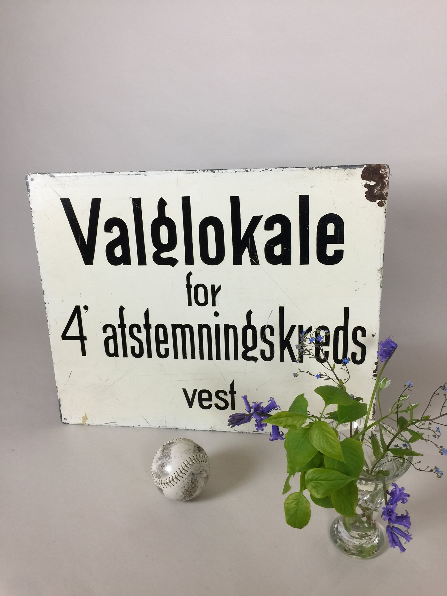 Valskylt 4 Väst