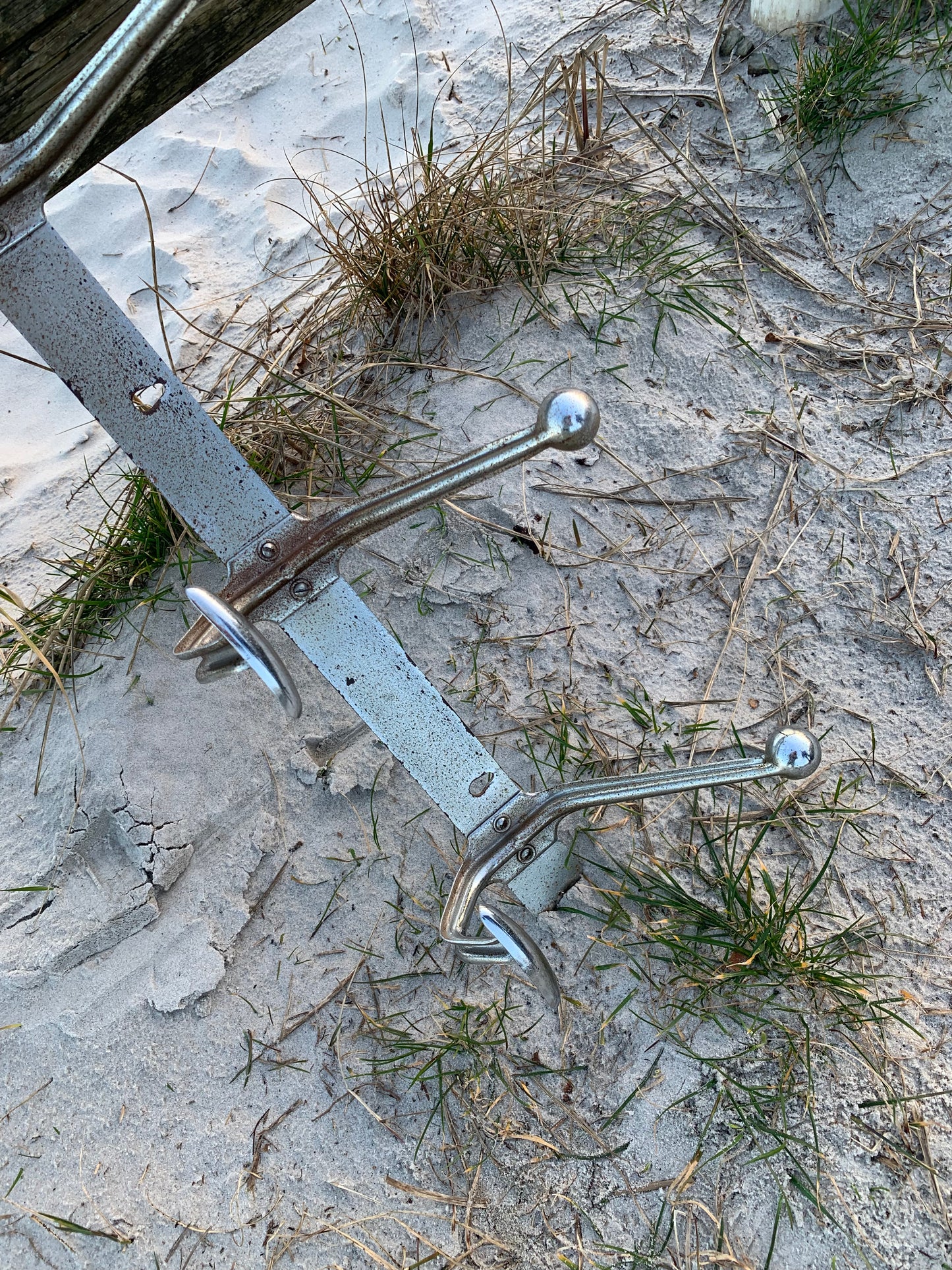 Fransk klädhängare i metall