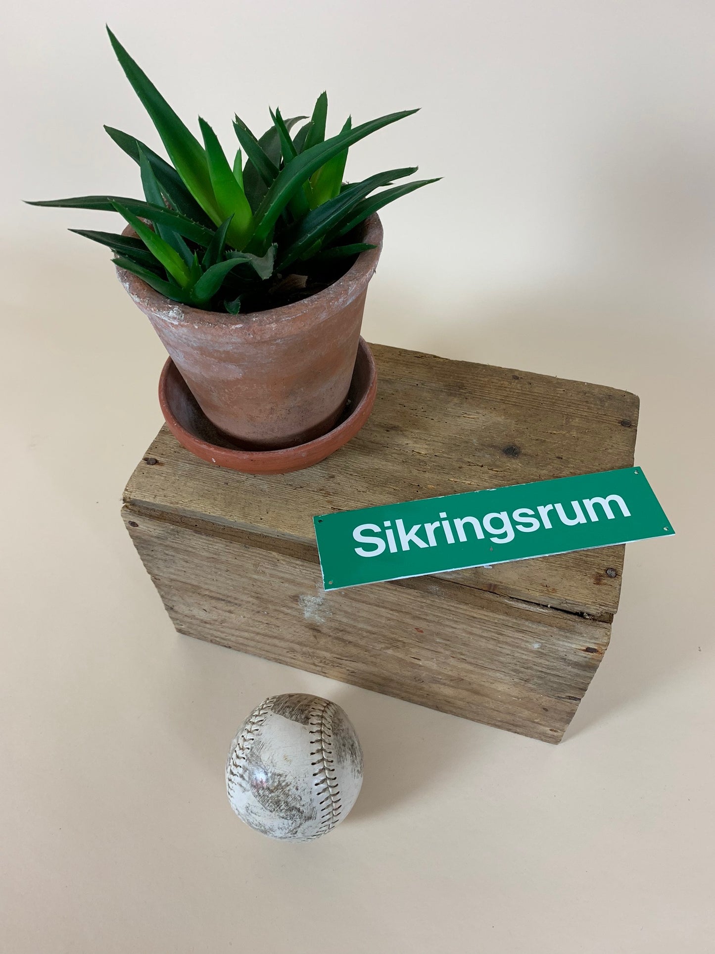 Skylt - säkerhetsrum