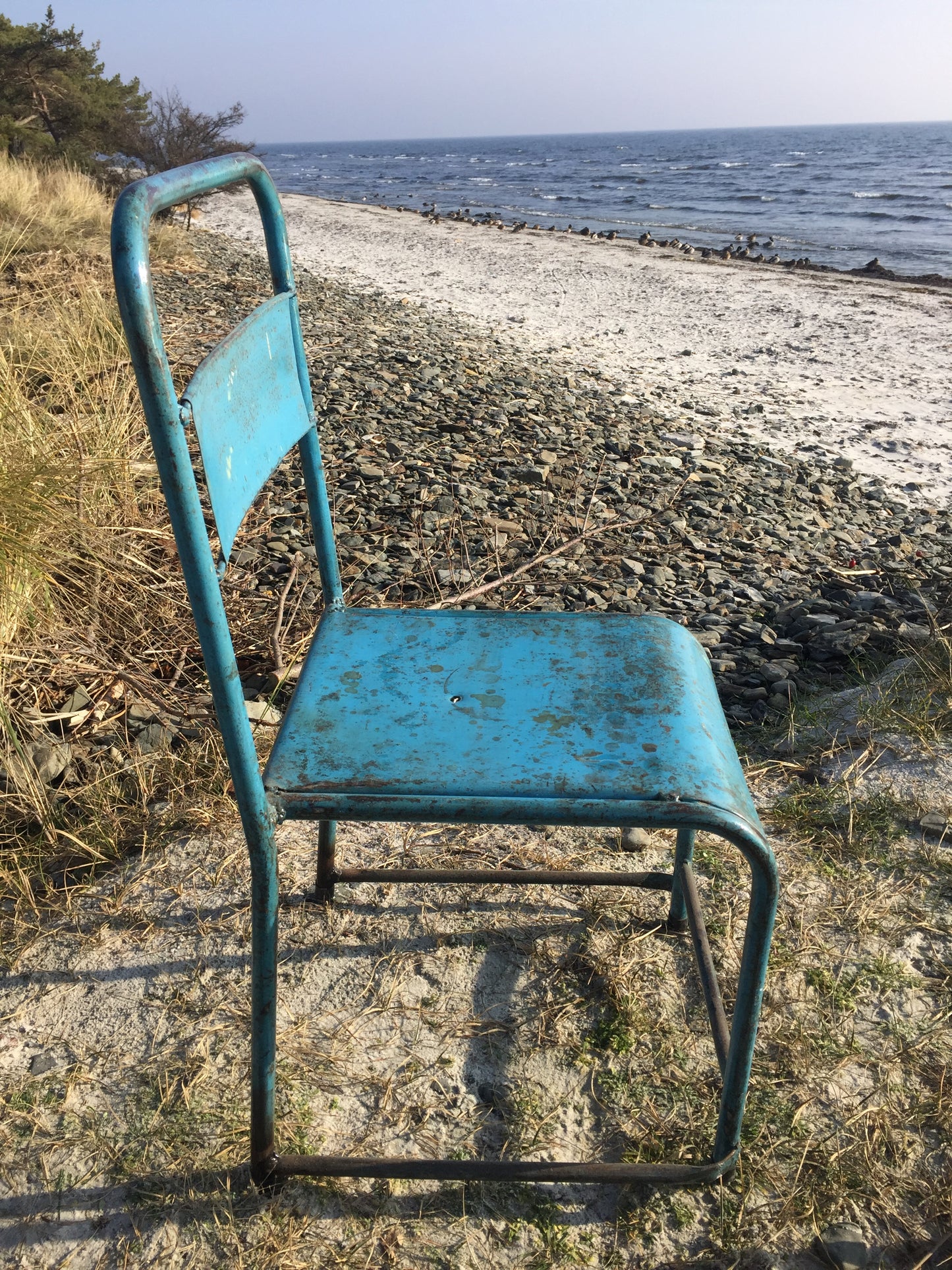 Vacker laststol i metall (Priset är per styck)