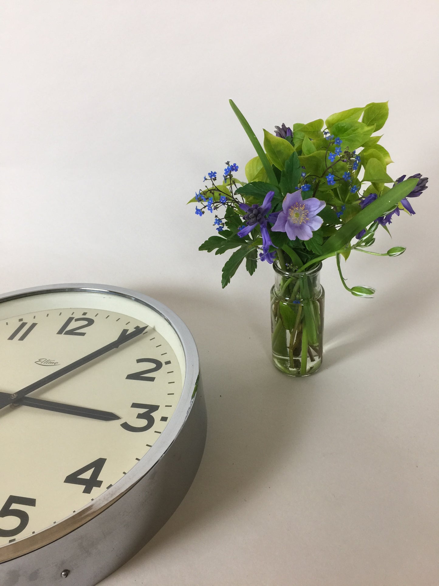 Vacker gammal skolklocka