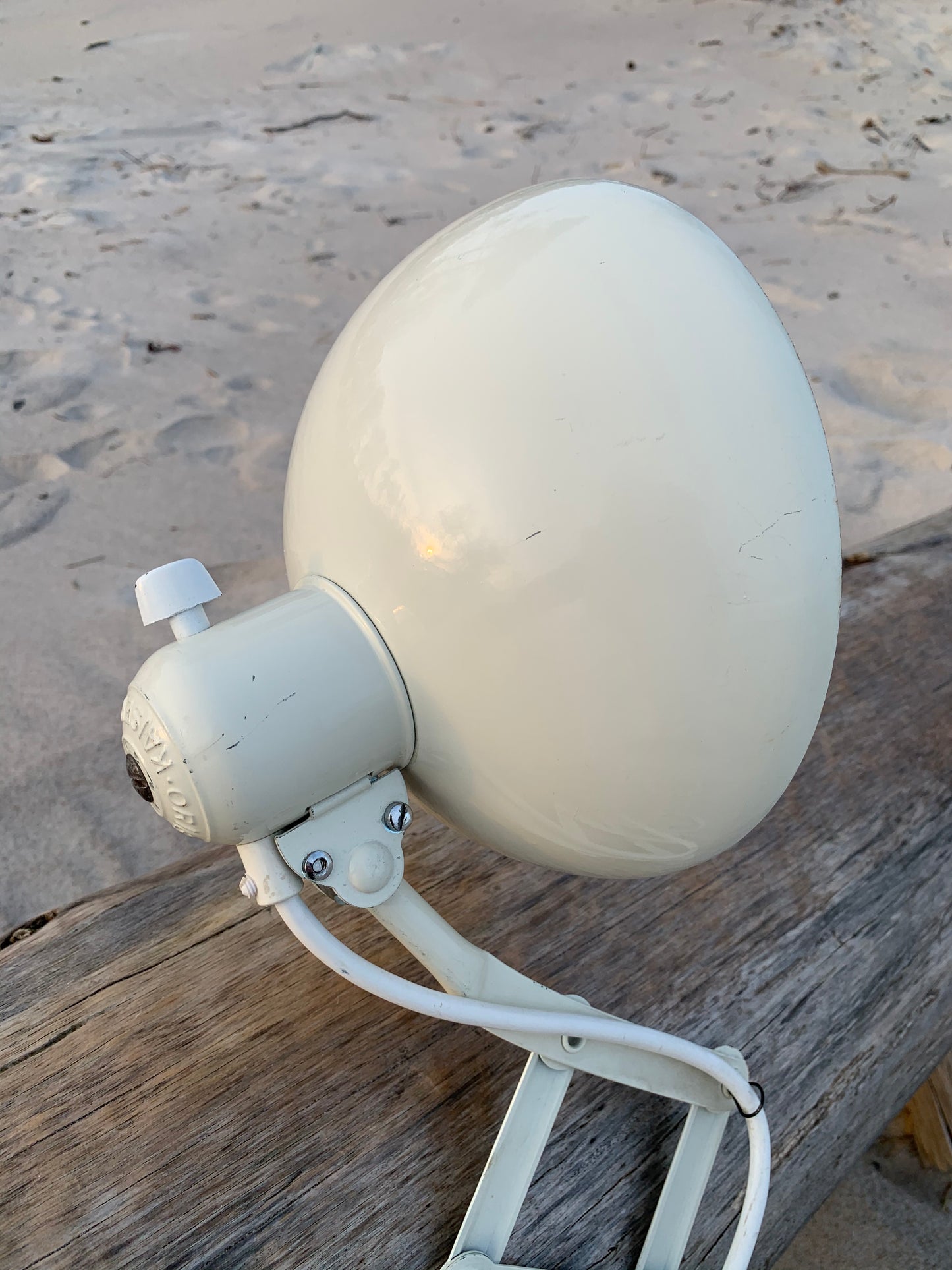 Kaiser Idell 6718 saxlampa - Vit
