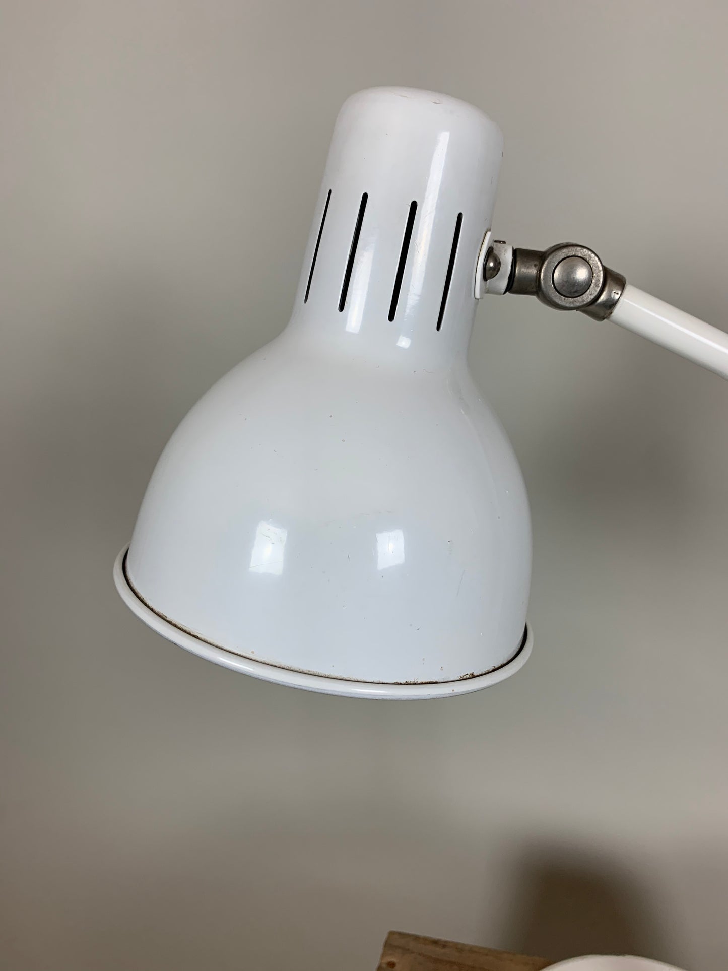 Vintage lampa - Vit