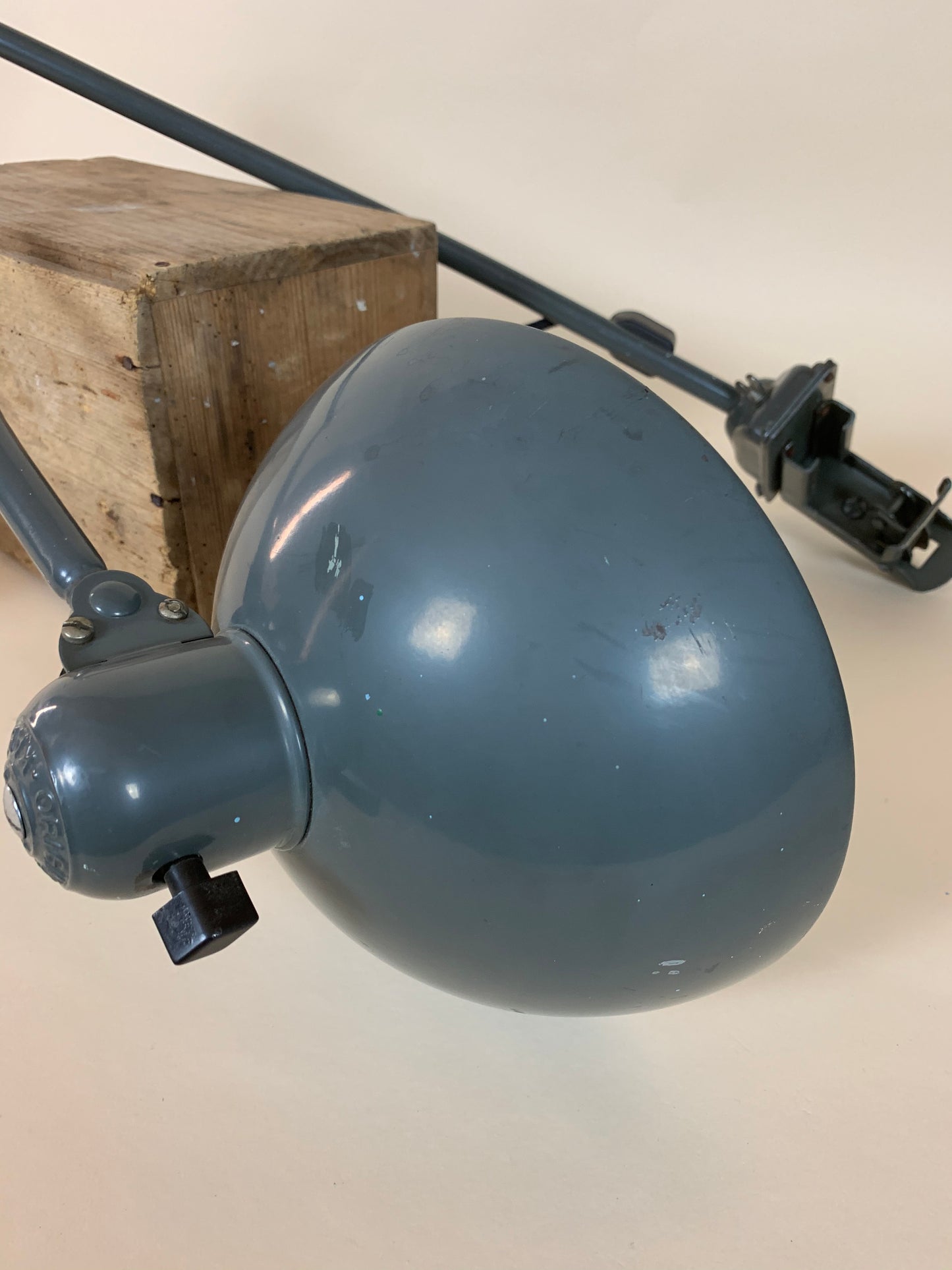 Kaiser Idell 6726 arkitektlampa