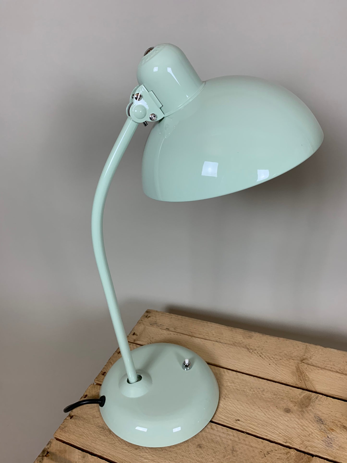 Kaiser Idell 6556 - Mint