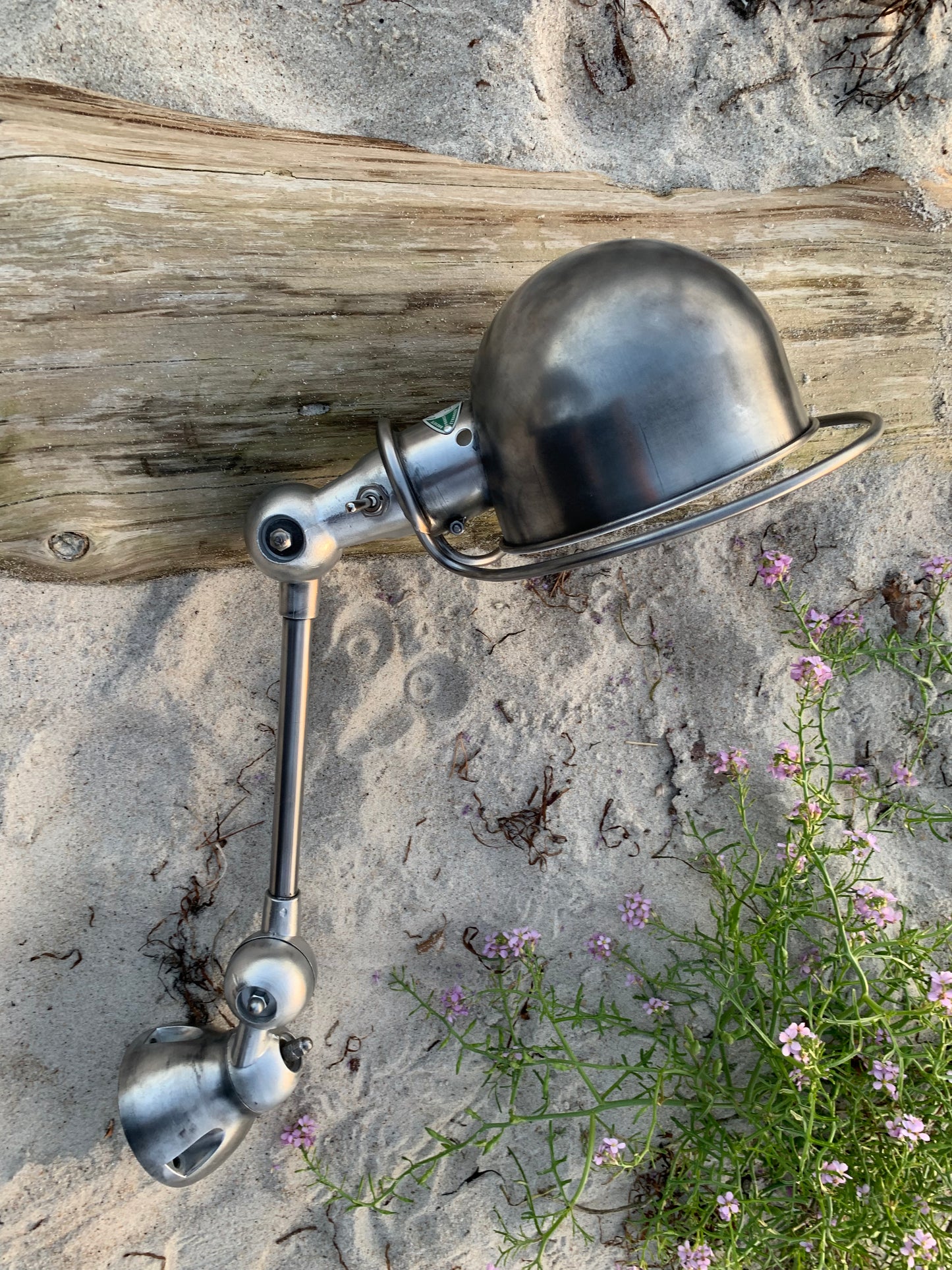 Vacker Jieldé lampa med en arm