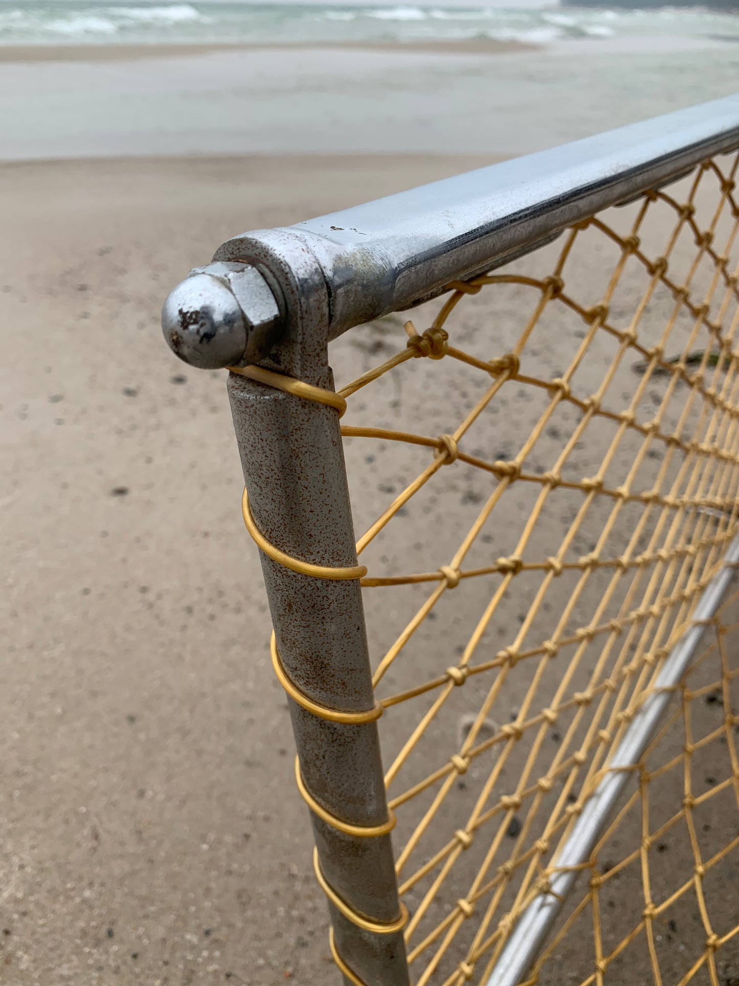 DSB hatthylla med nät