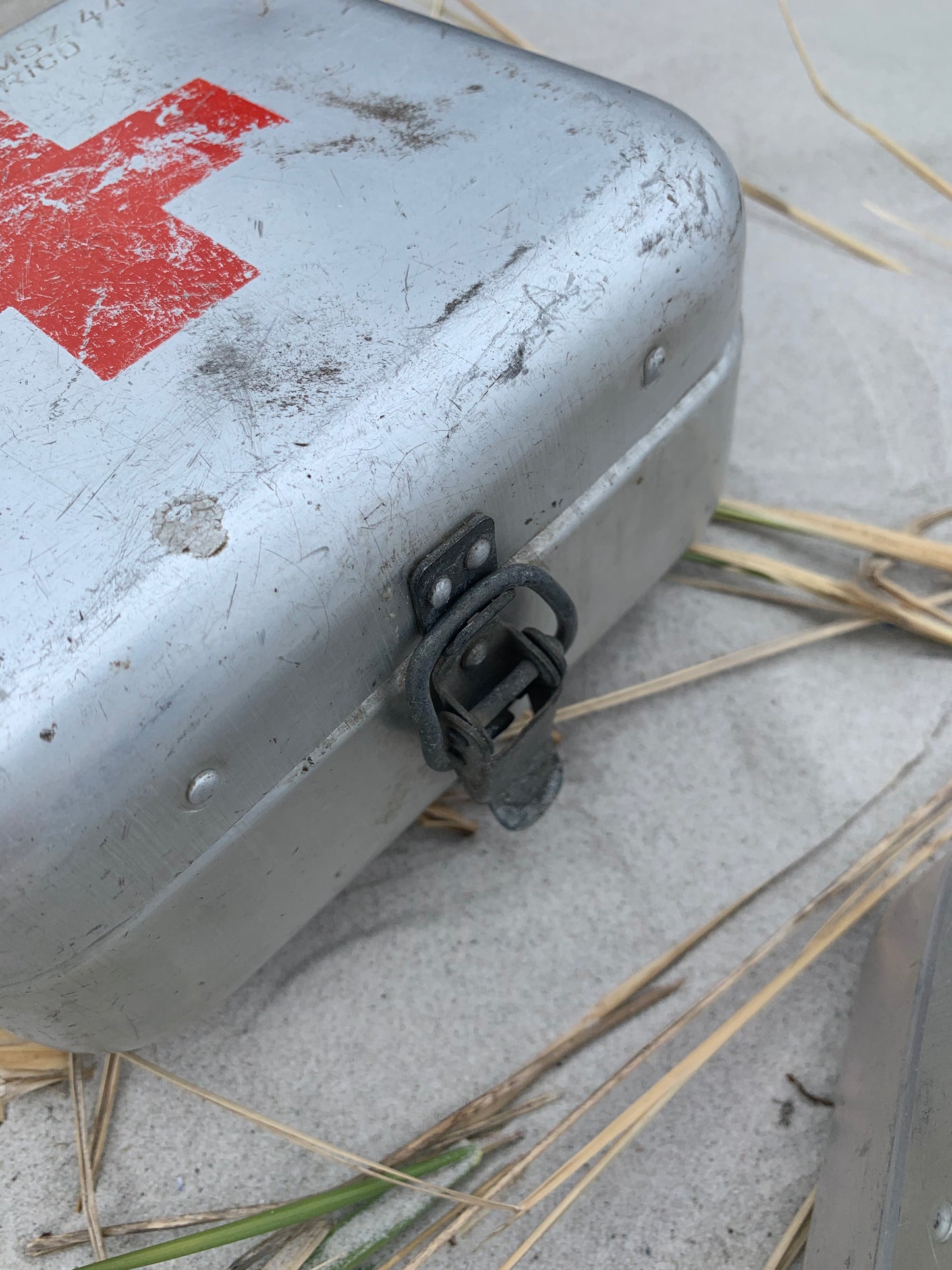 Röda korset box - Priset är pr PCS.