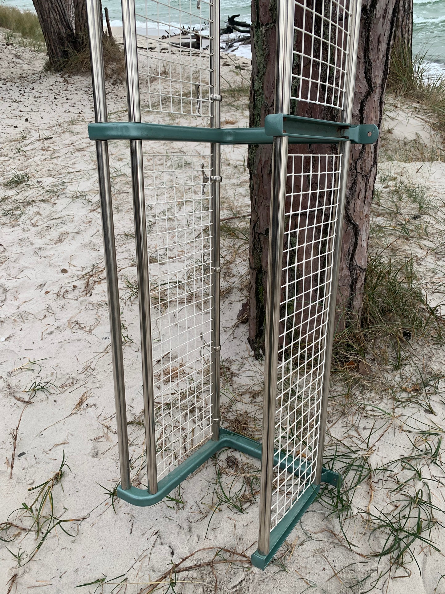 Svensk Essem hatthylla