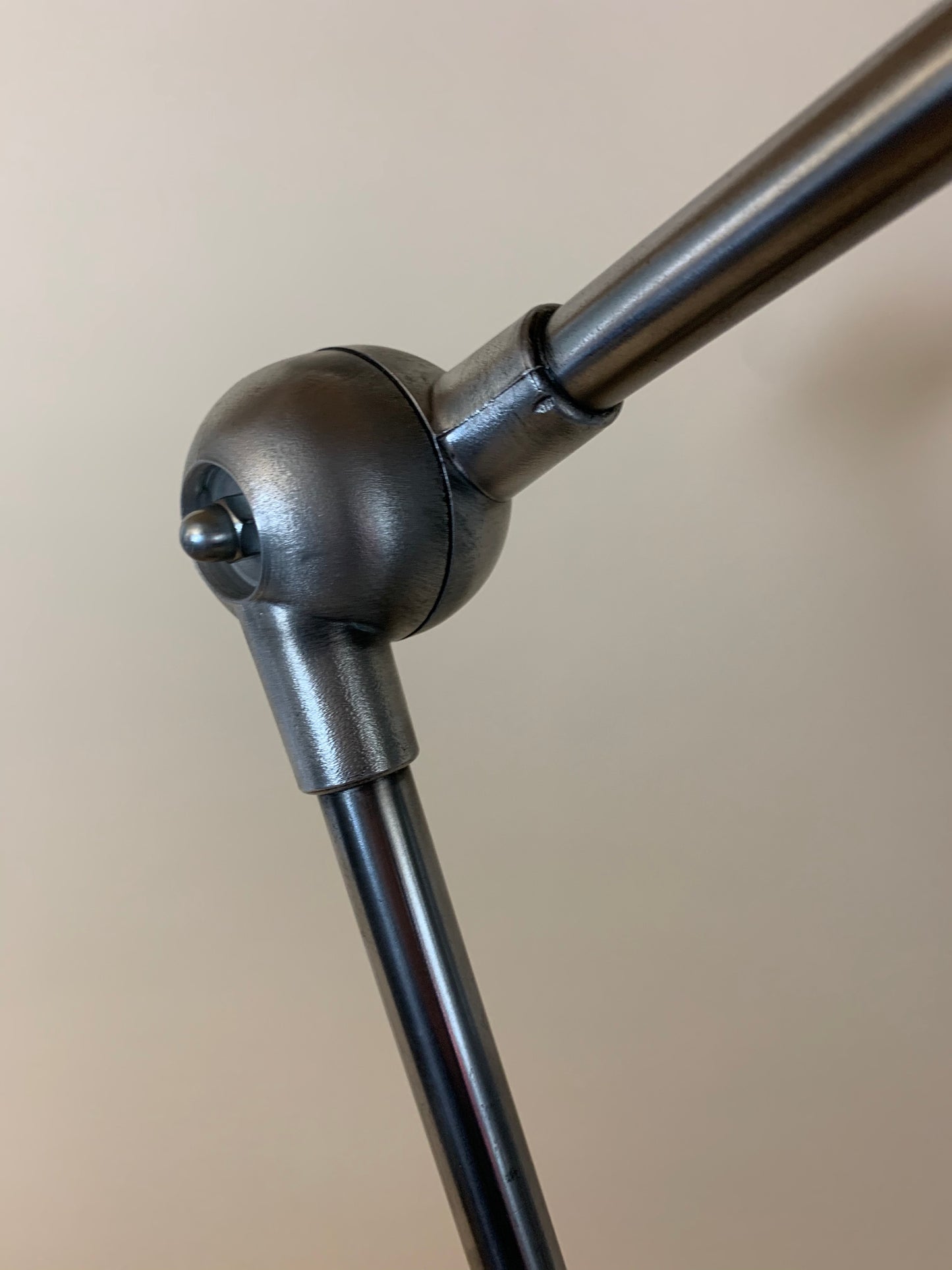 Jieldé bordslampa med två armben och strömbrytare