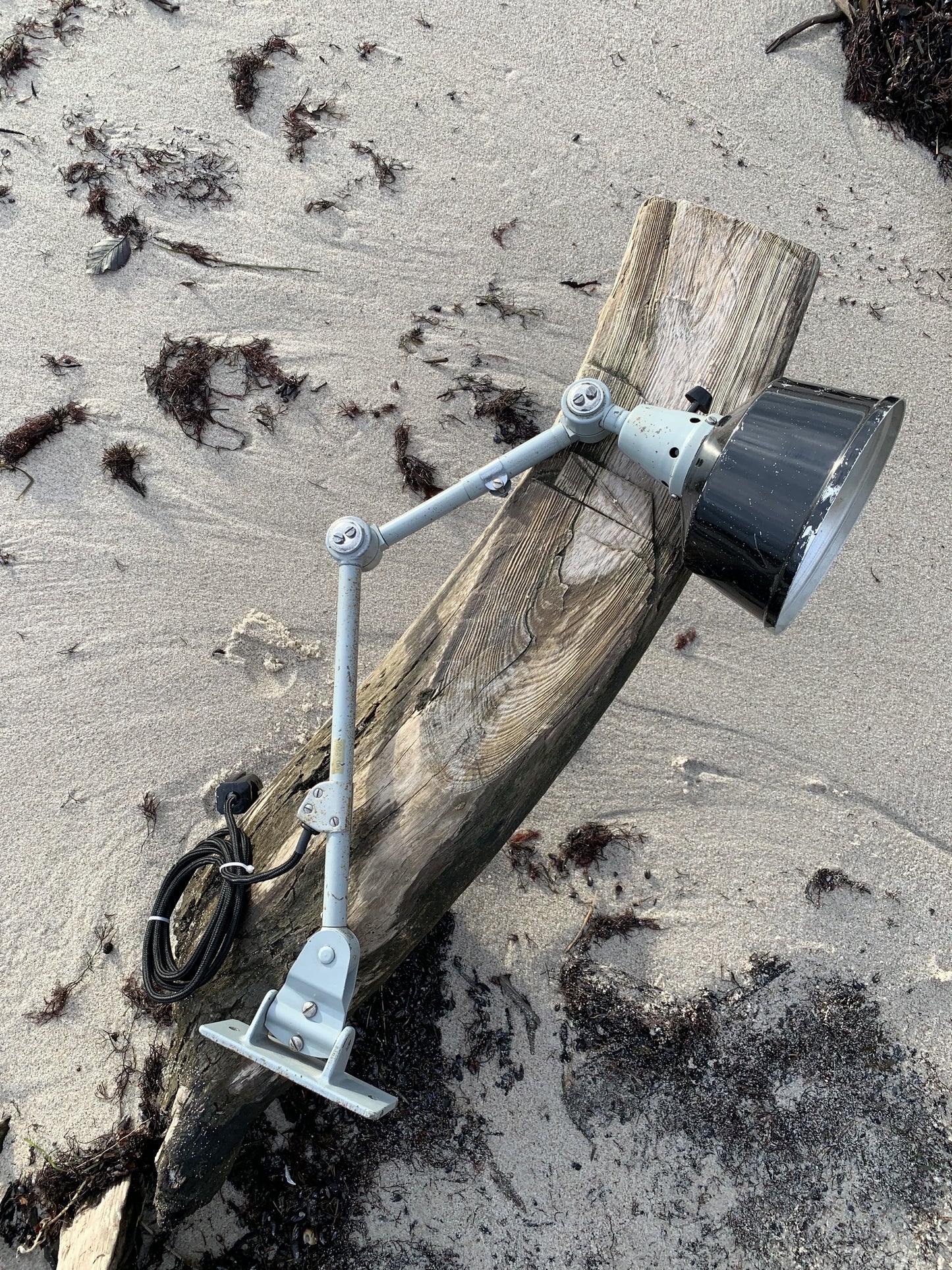 Midgard lampa av Curt Fischer