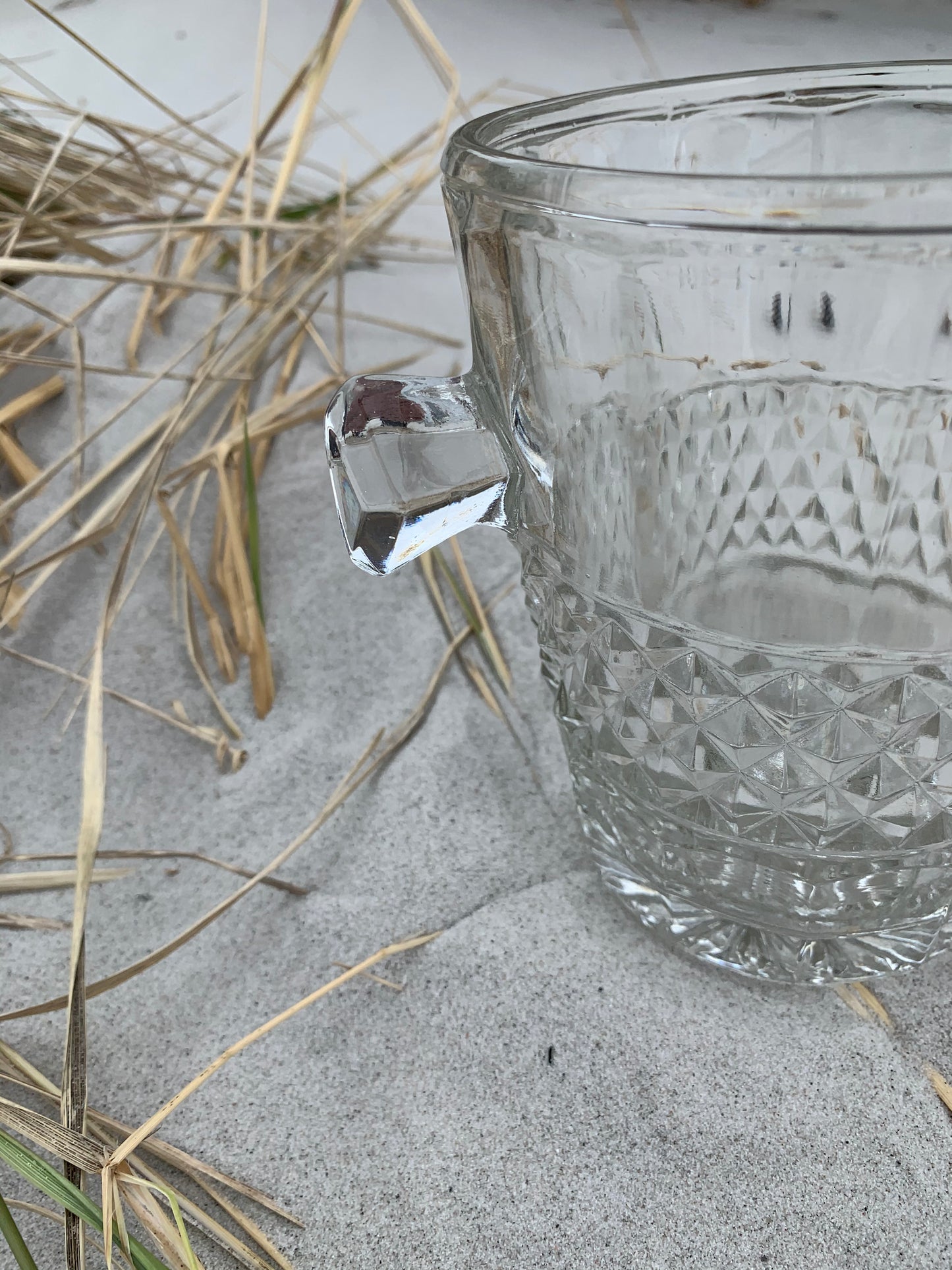 Ishink av glas med mönster