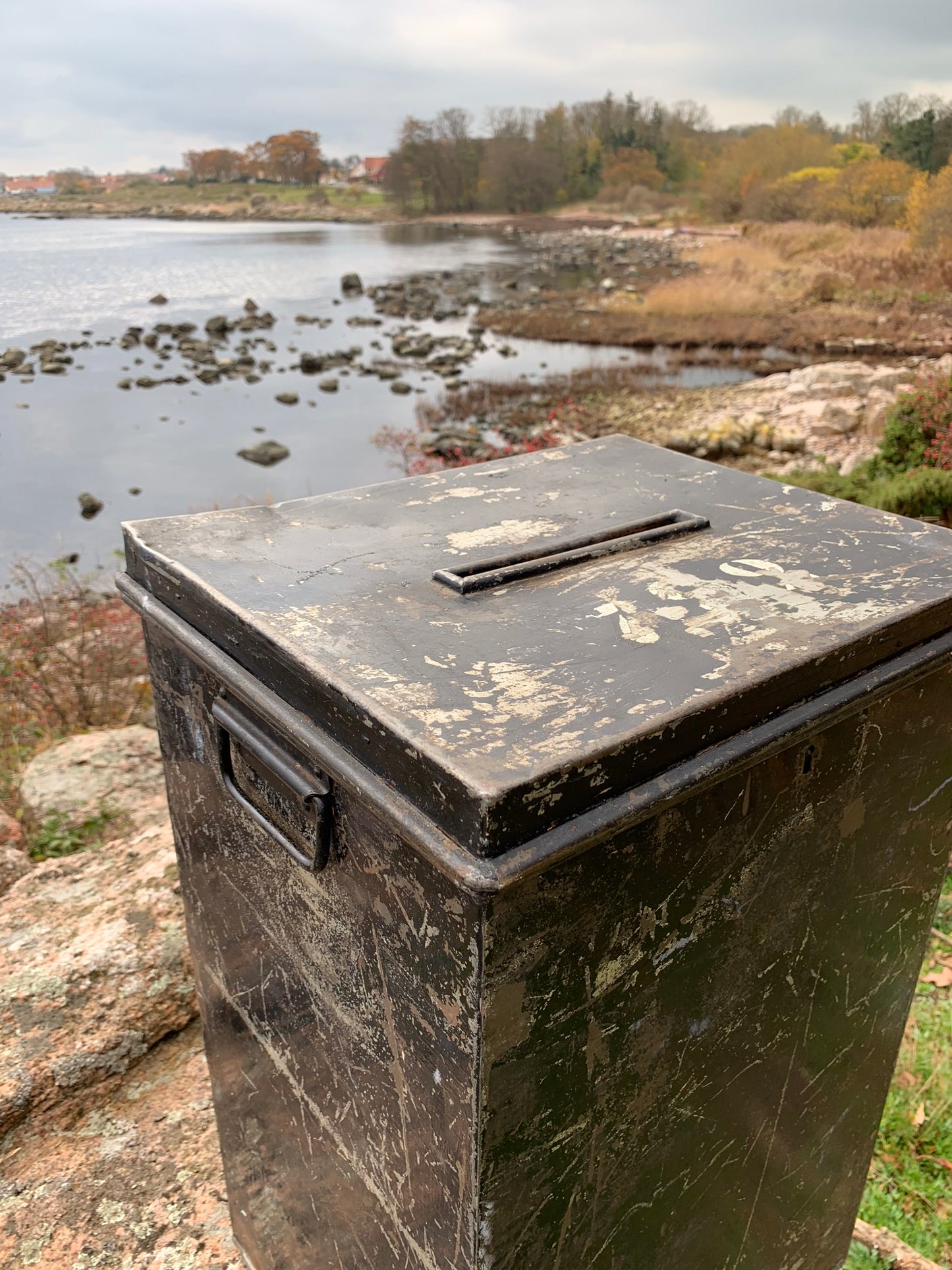 Valurnor med mycket patina och historia