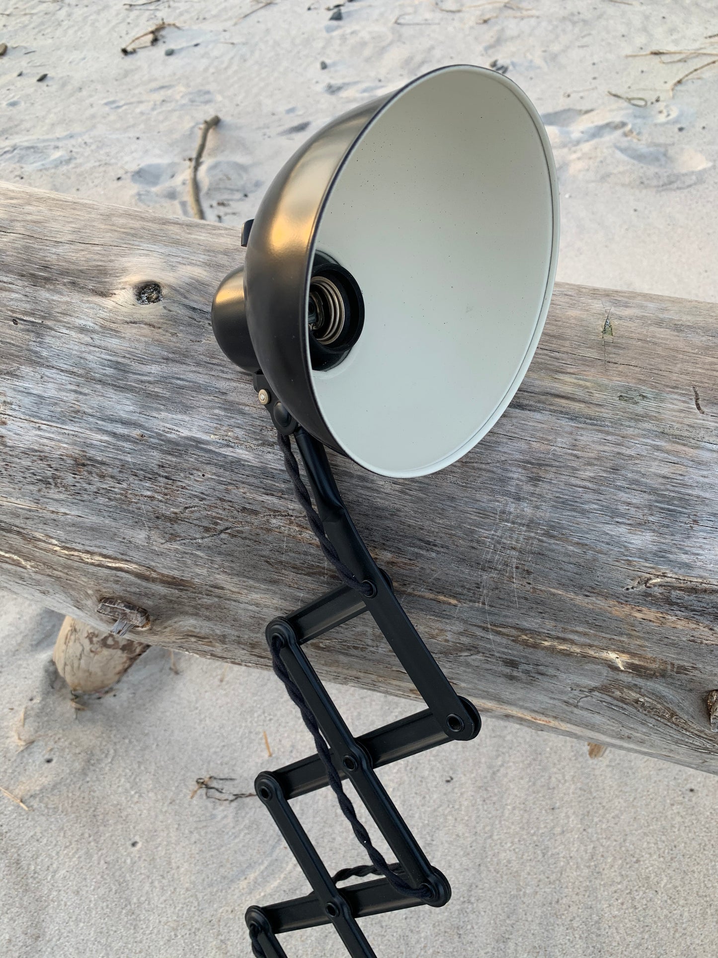 Kaiser Idell 6718 saxlampa - Svart