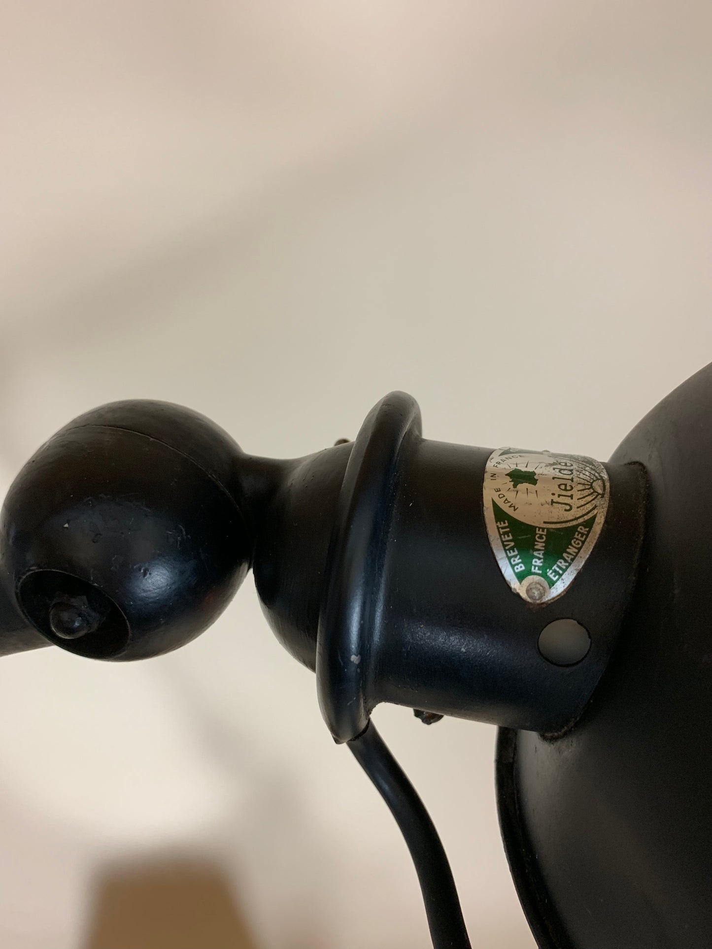 Svart Jieldé vägg- eller bordslampa med strömbrytare