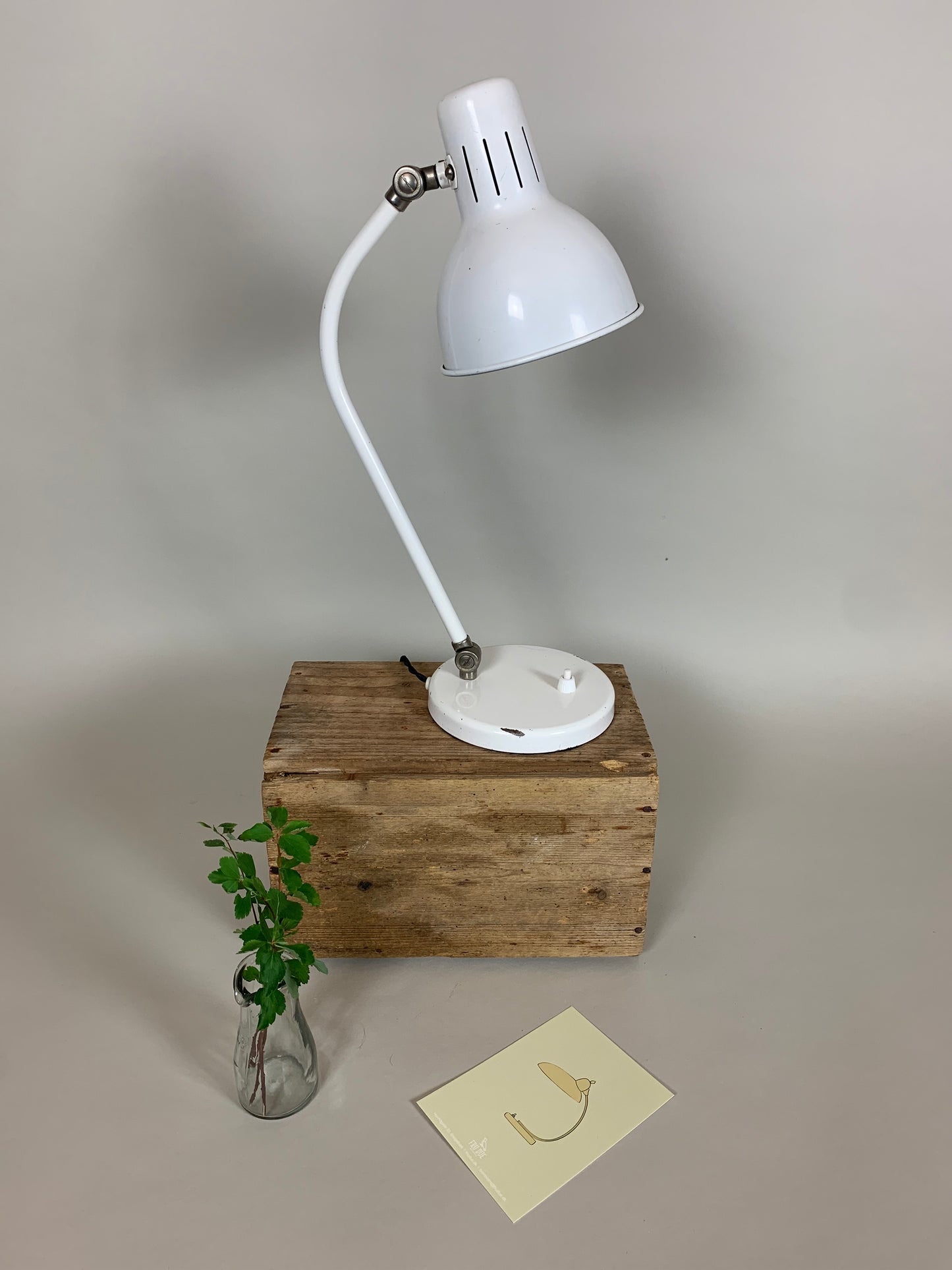 Vintage lampa - Vit
