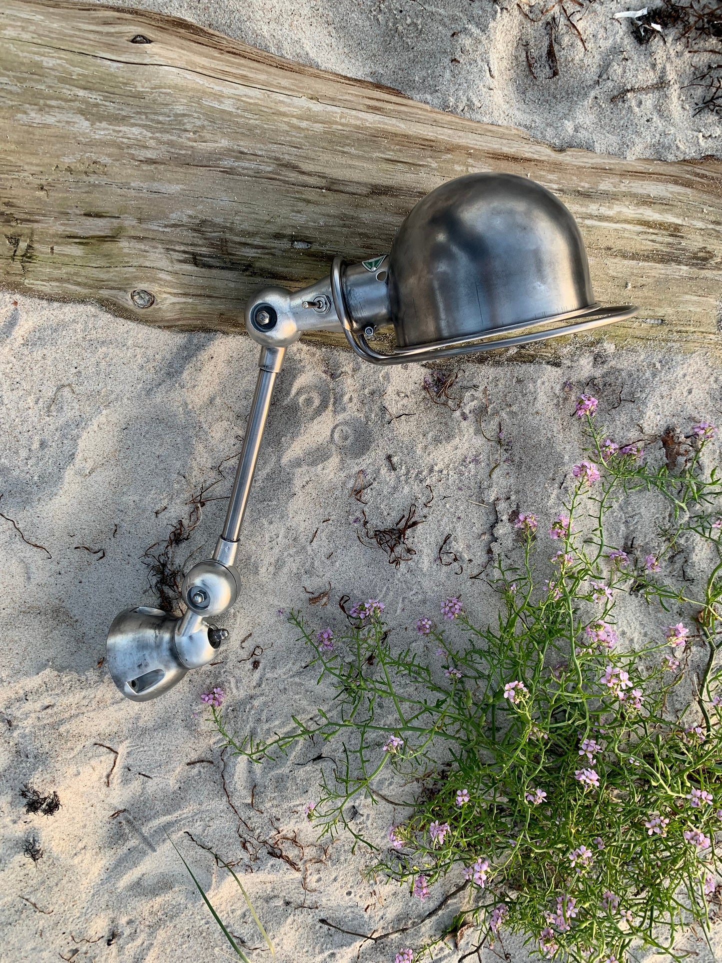 Vacker Jieldé lampa med en arm