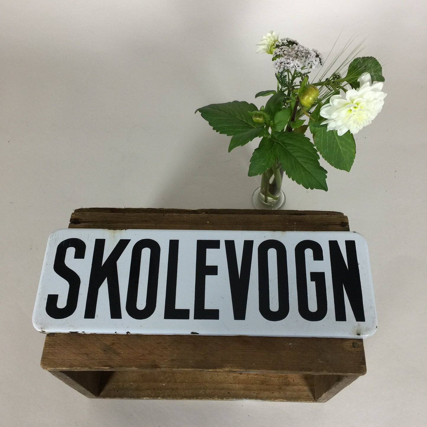 Vacker och charmig skylt